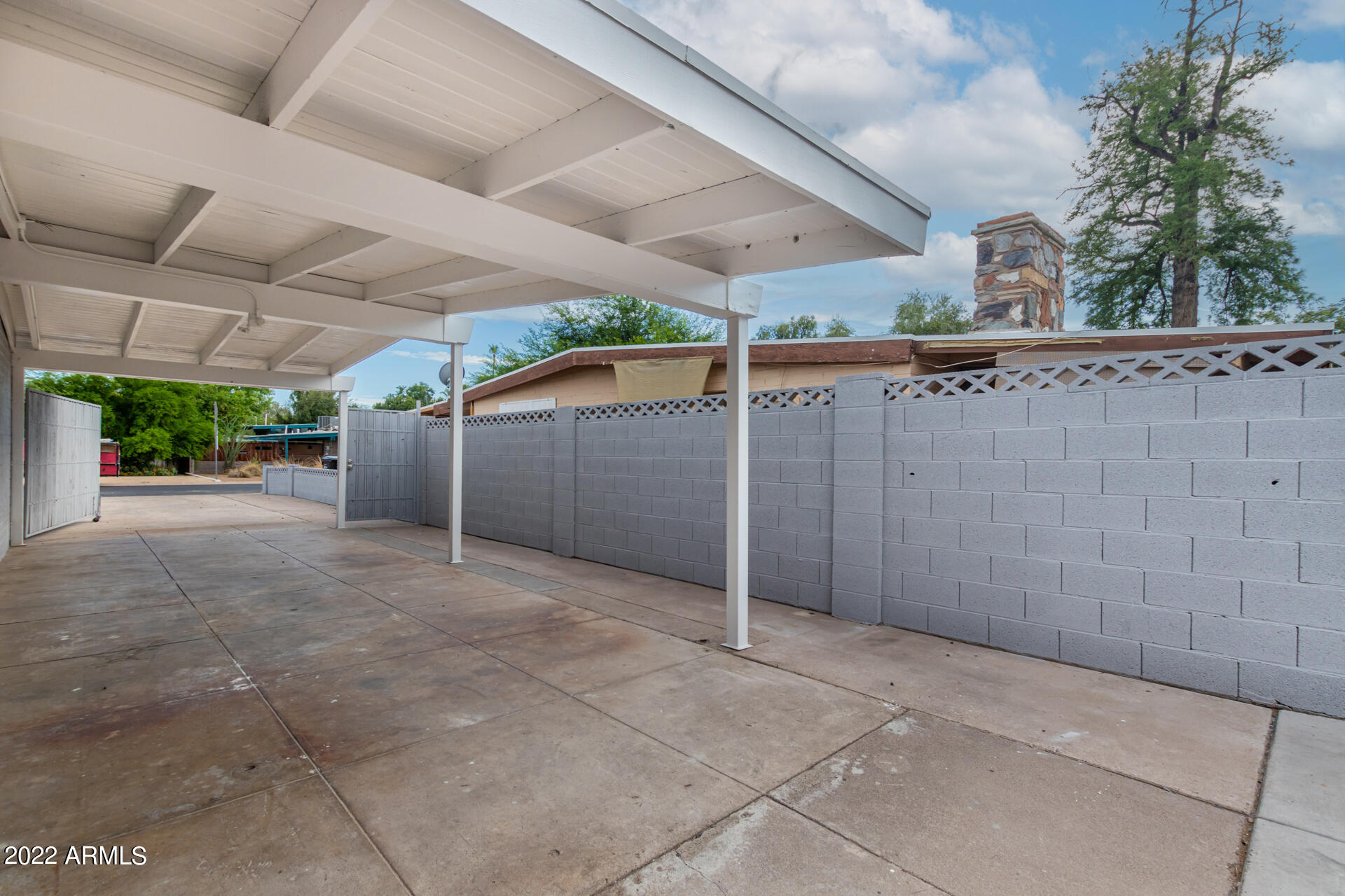 1414 E Rancho Drive