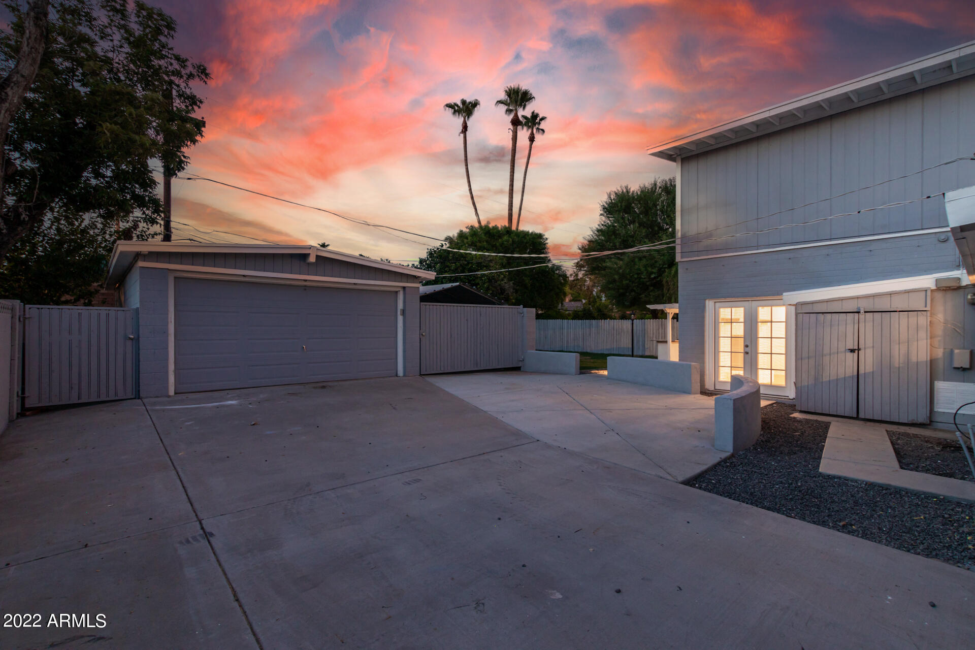 1414 E Rancho Drive
