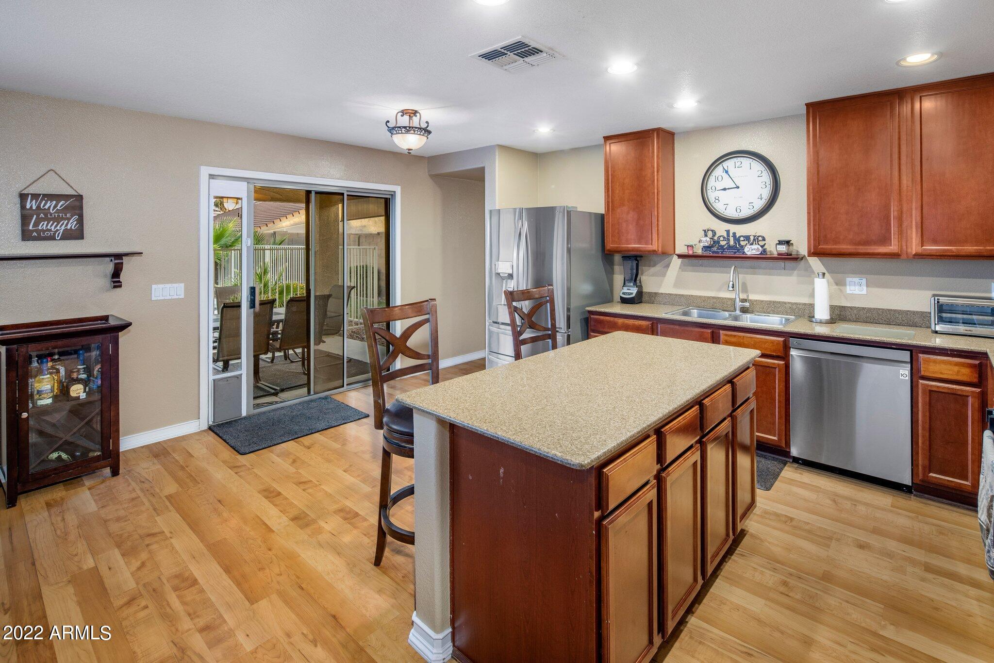3061 E SANTA ROSA Drive