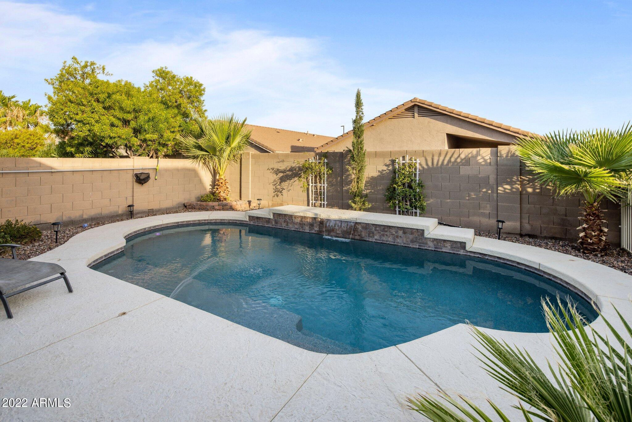 3061 E SANTA ROSA Drive