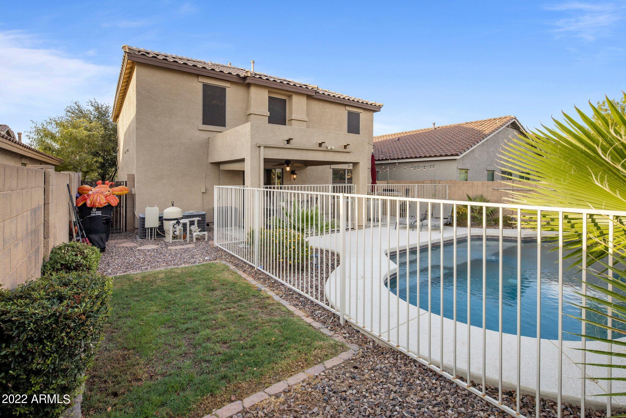 3061 E SANTA ROSA Drive