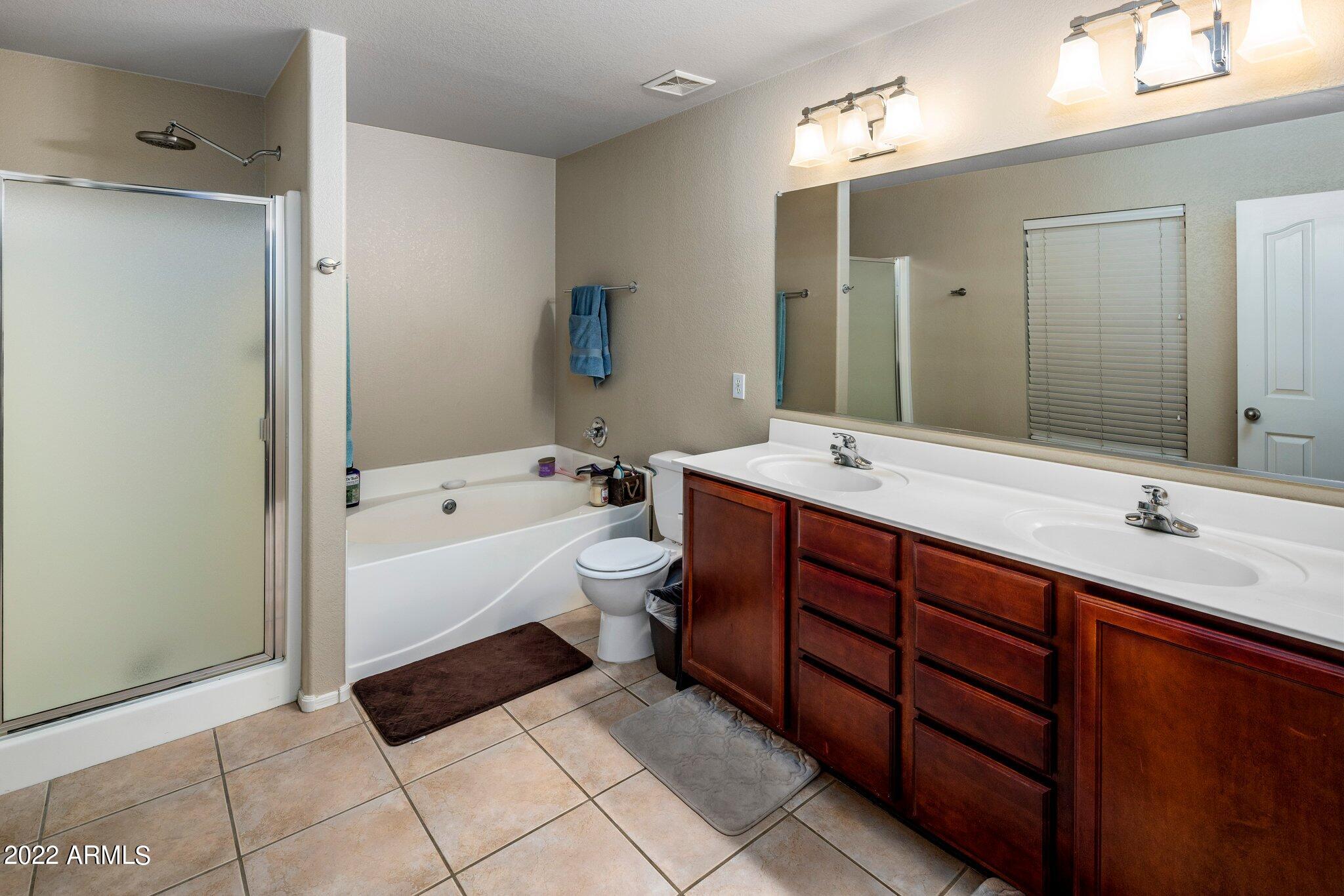 3061 E SANTA ROSA Drive