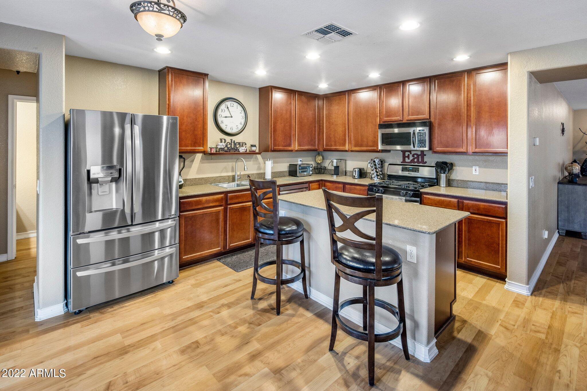 3061 E SANTA ROSA Drive
