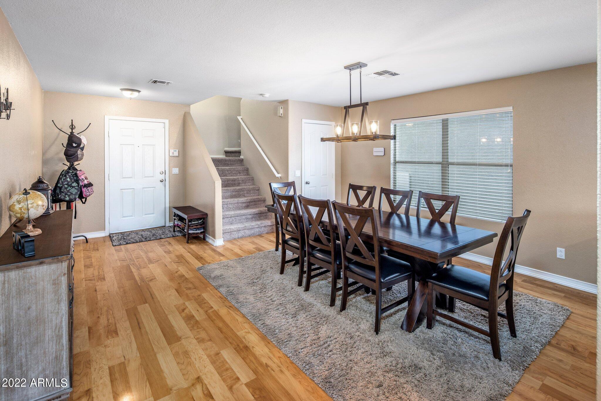 3061 E SANTA ROSA Drive