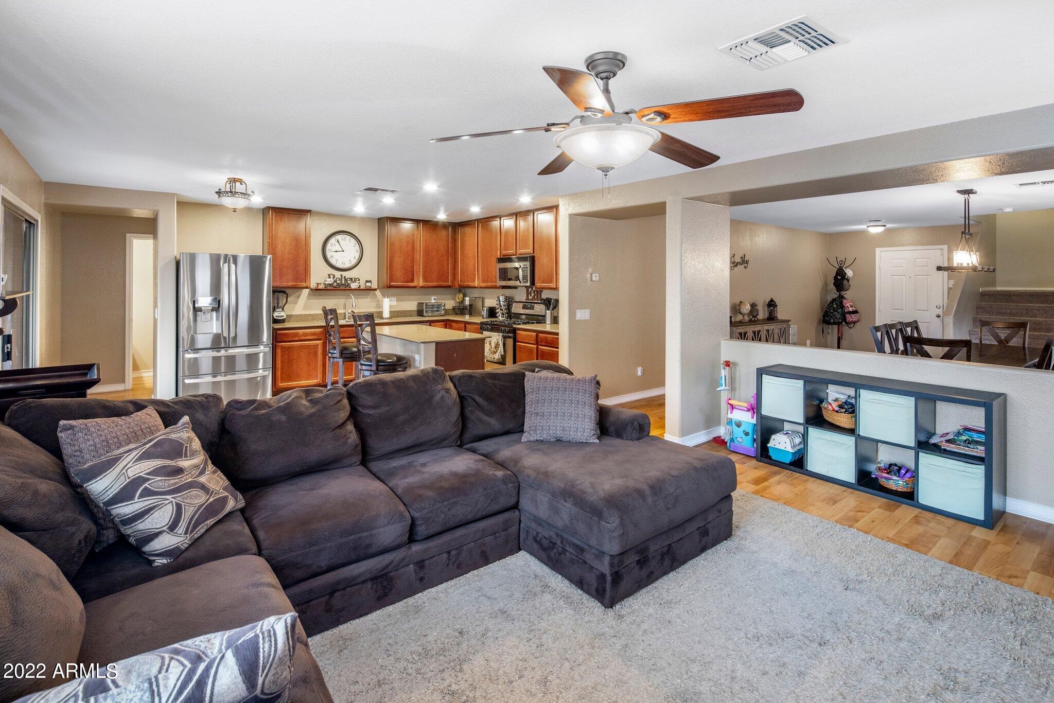 3061 E SANTA ROSA Drive