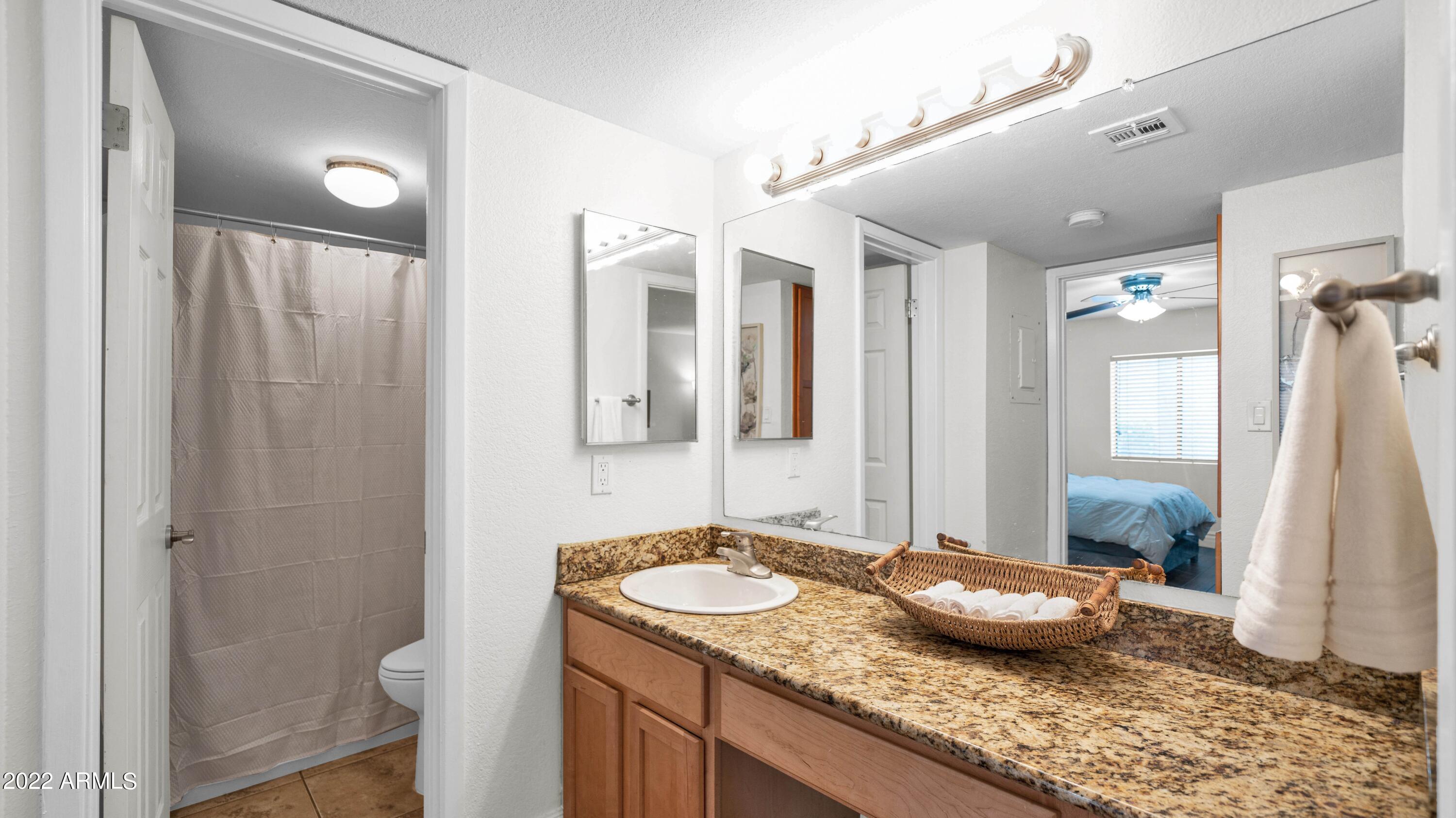 3825 E CAMELBACK Road # 176