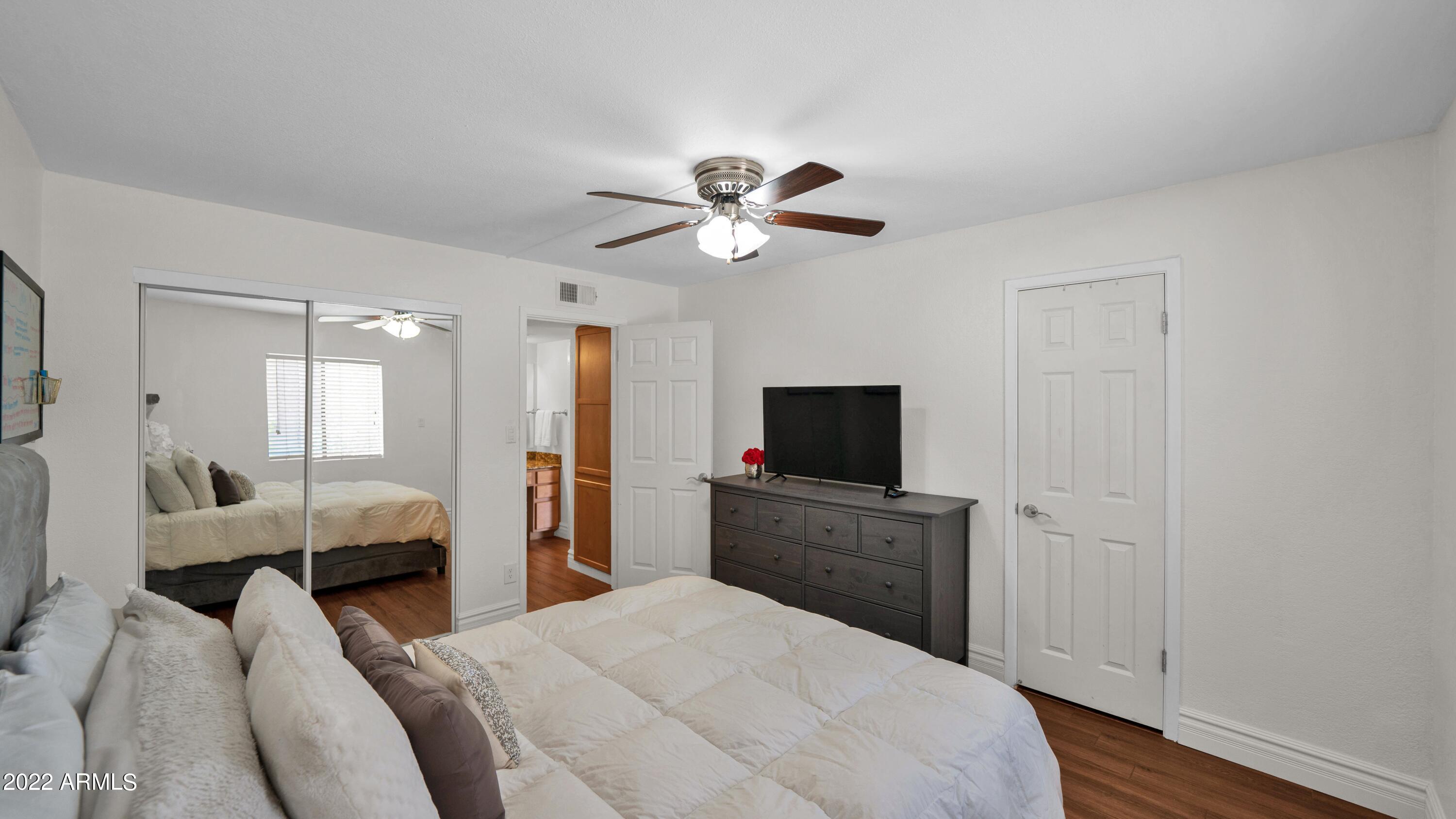3825 E CAMELBACK Road # 176