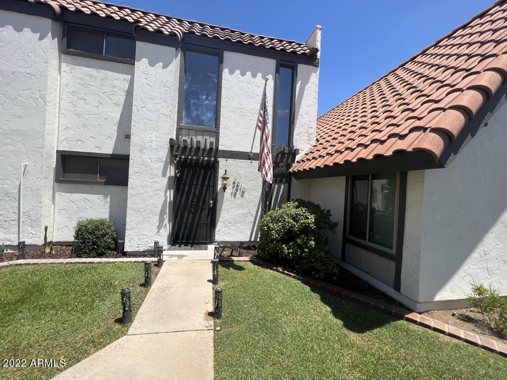 2810 E GLENROSA Avenue # 19