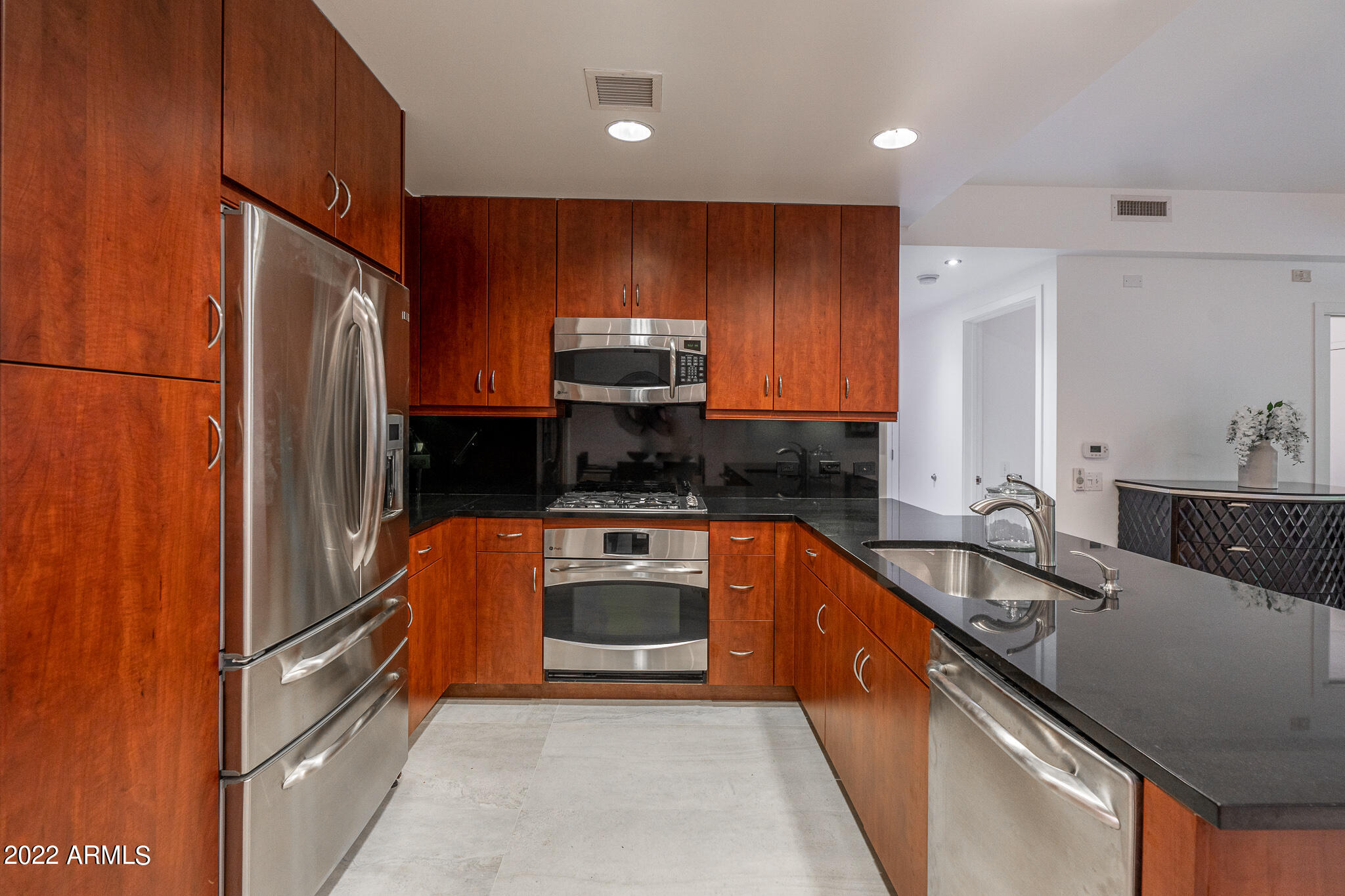7147 E RANCHO VISTA Drive # 3007