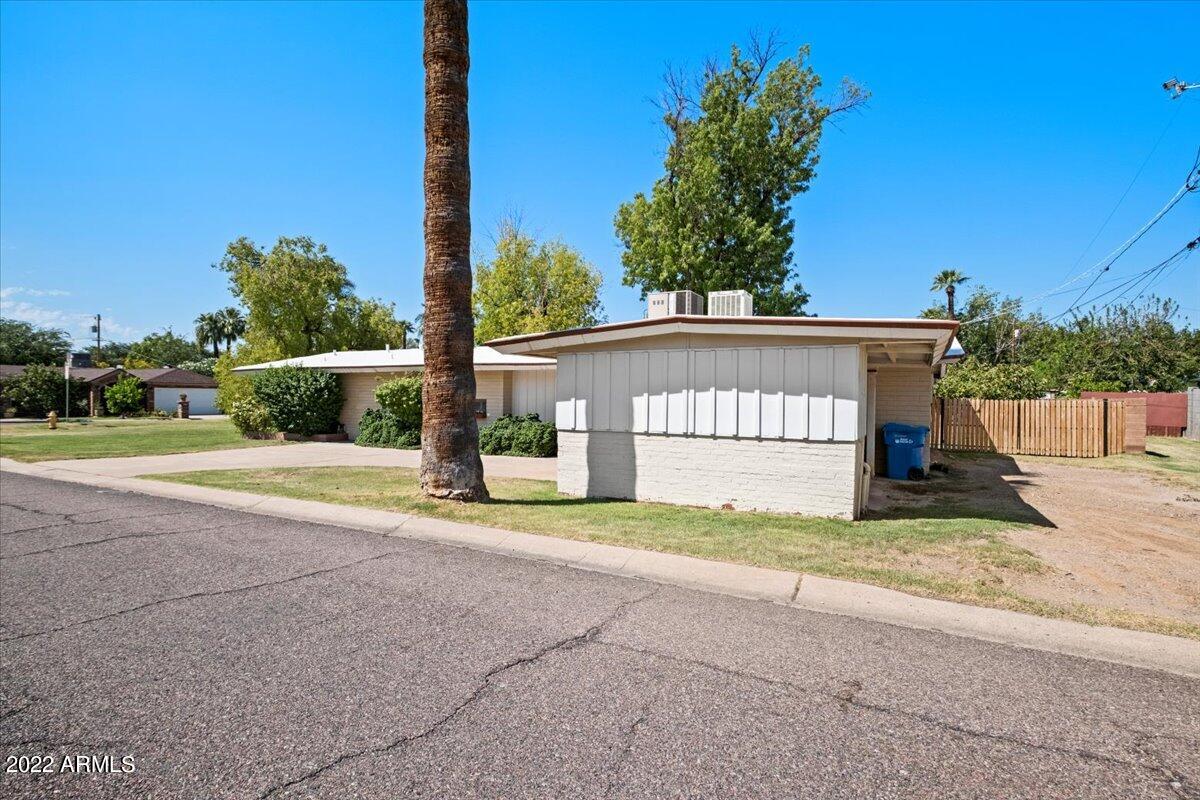 6600 N 10TH Street