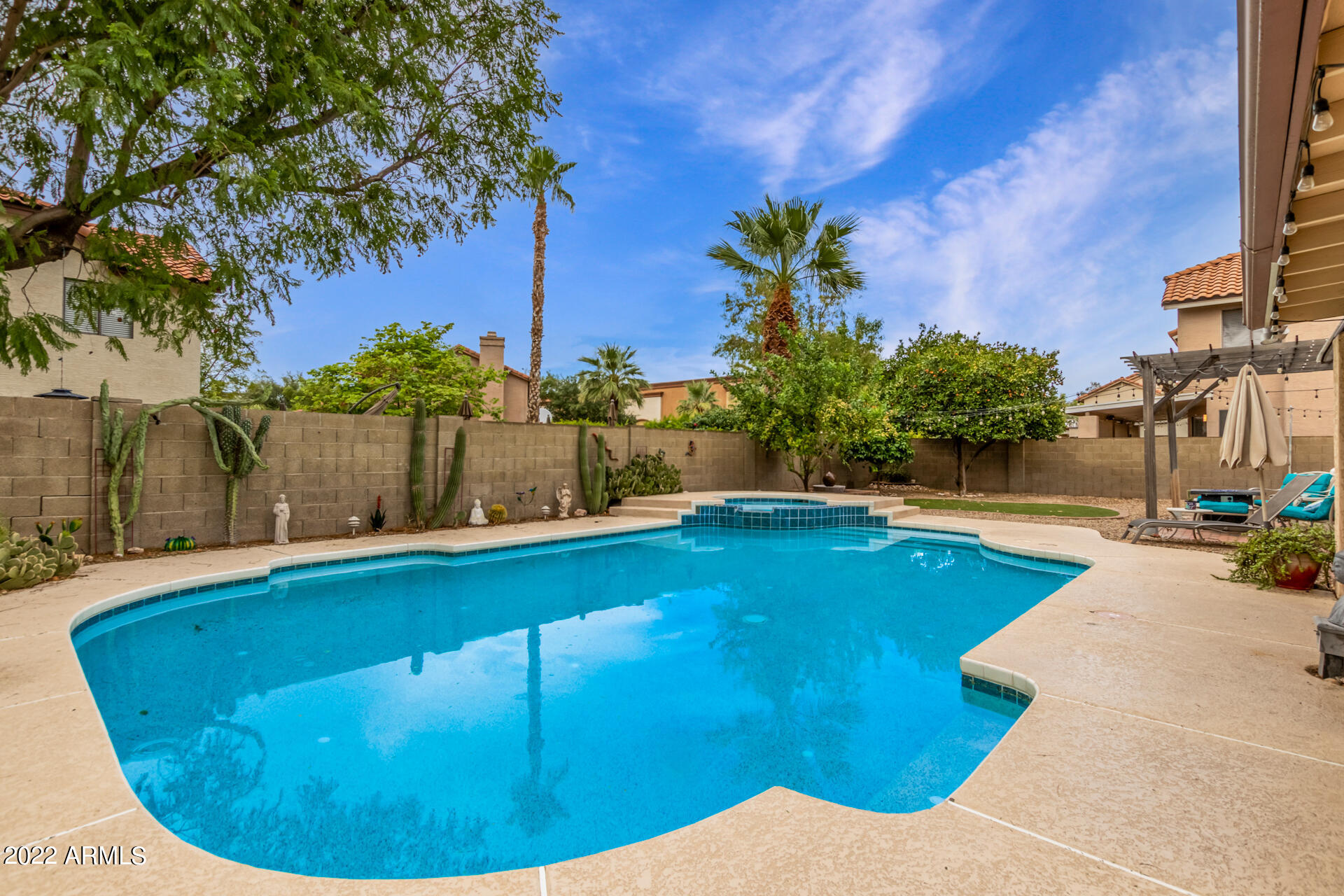 5940 E FOUNTAIN Circle