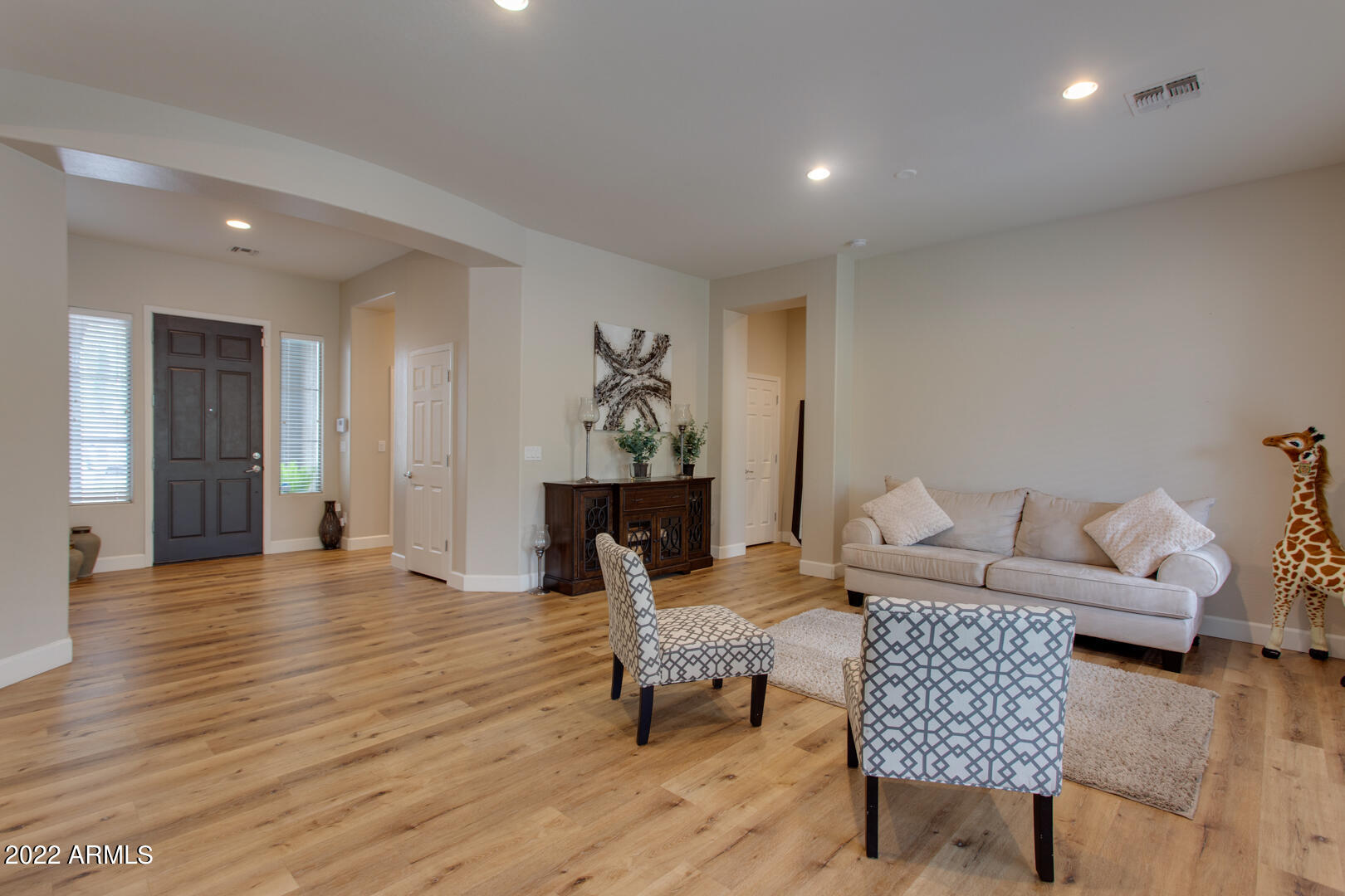 2244 W WHITMAN Court