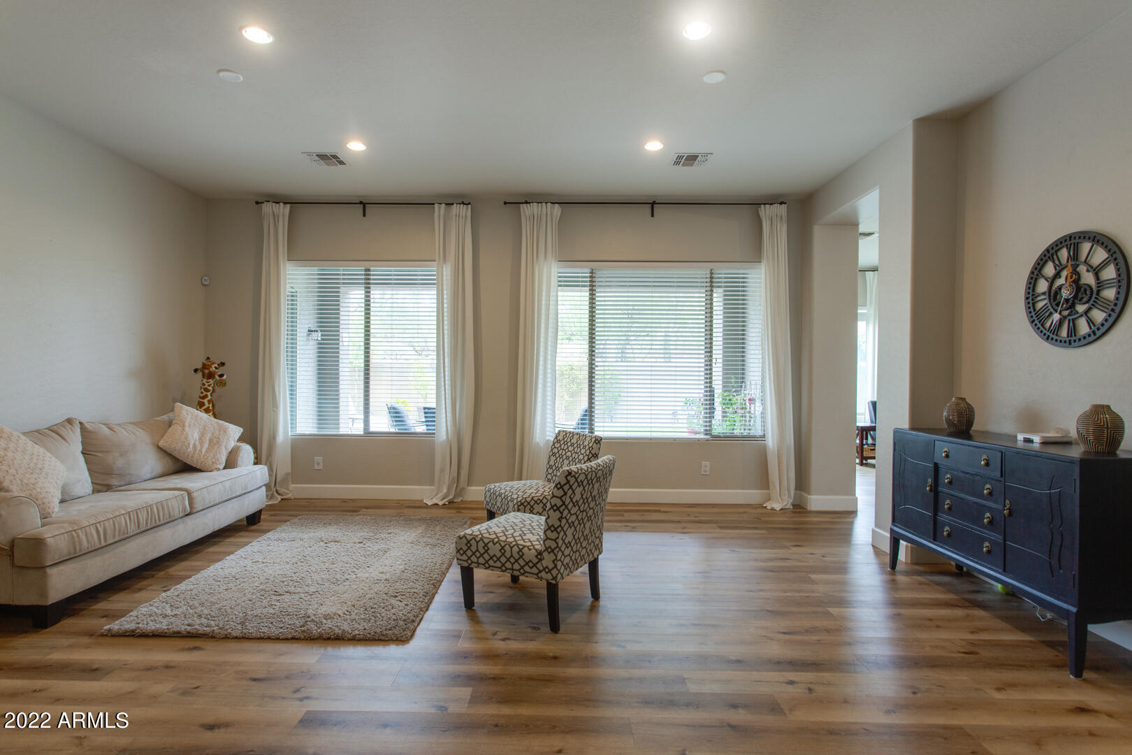2244 W WHITMAN Court