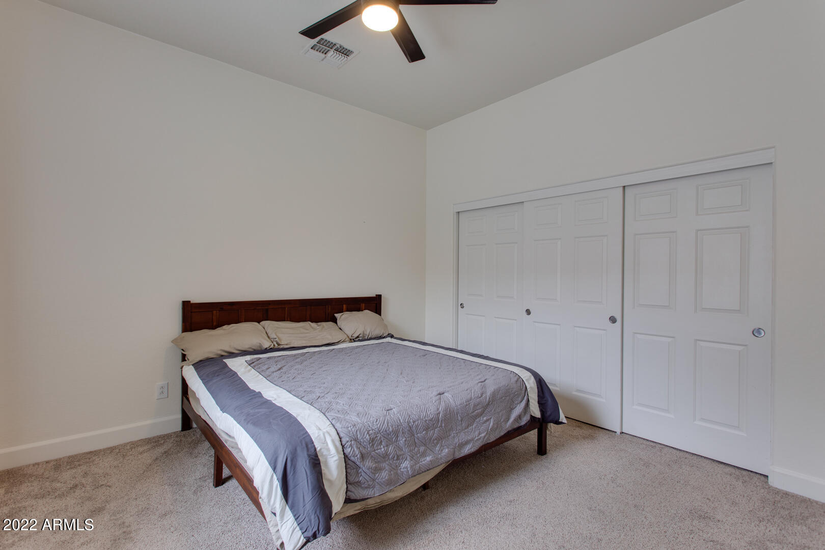 2244 W WHITMAN Court