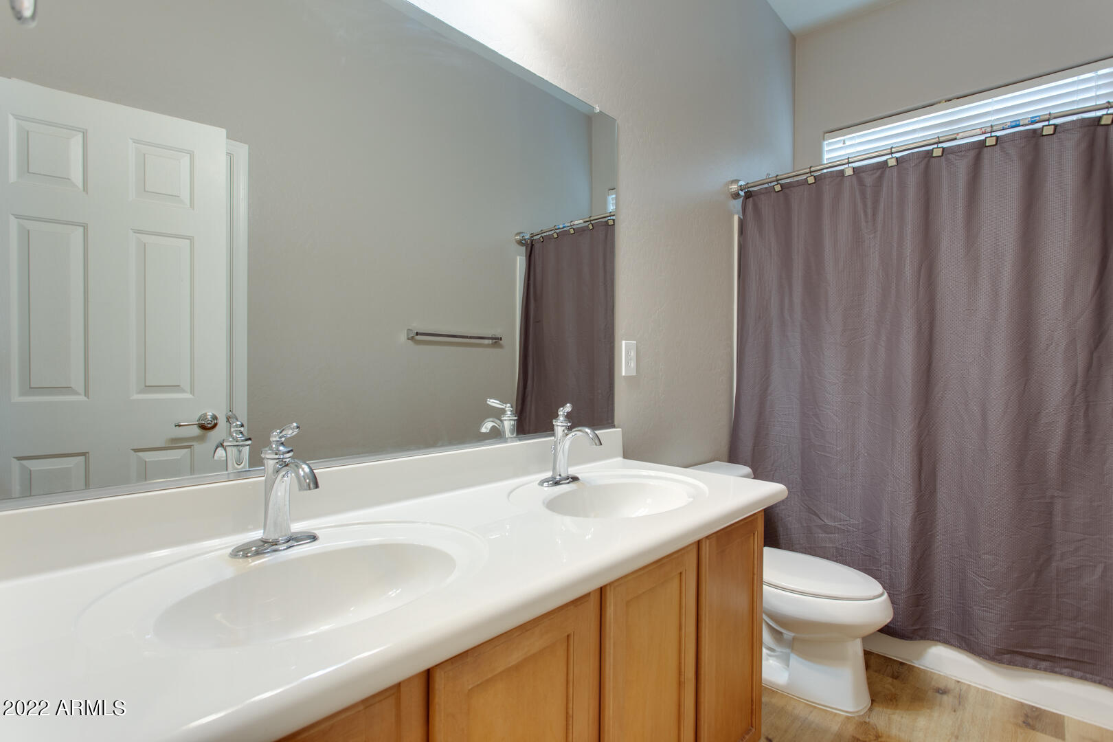 2244 W WHITMAN Court