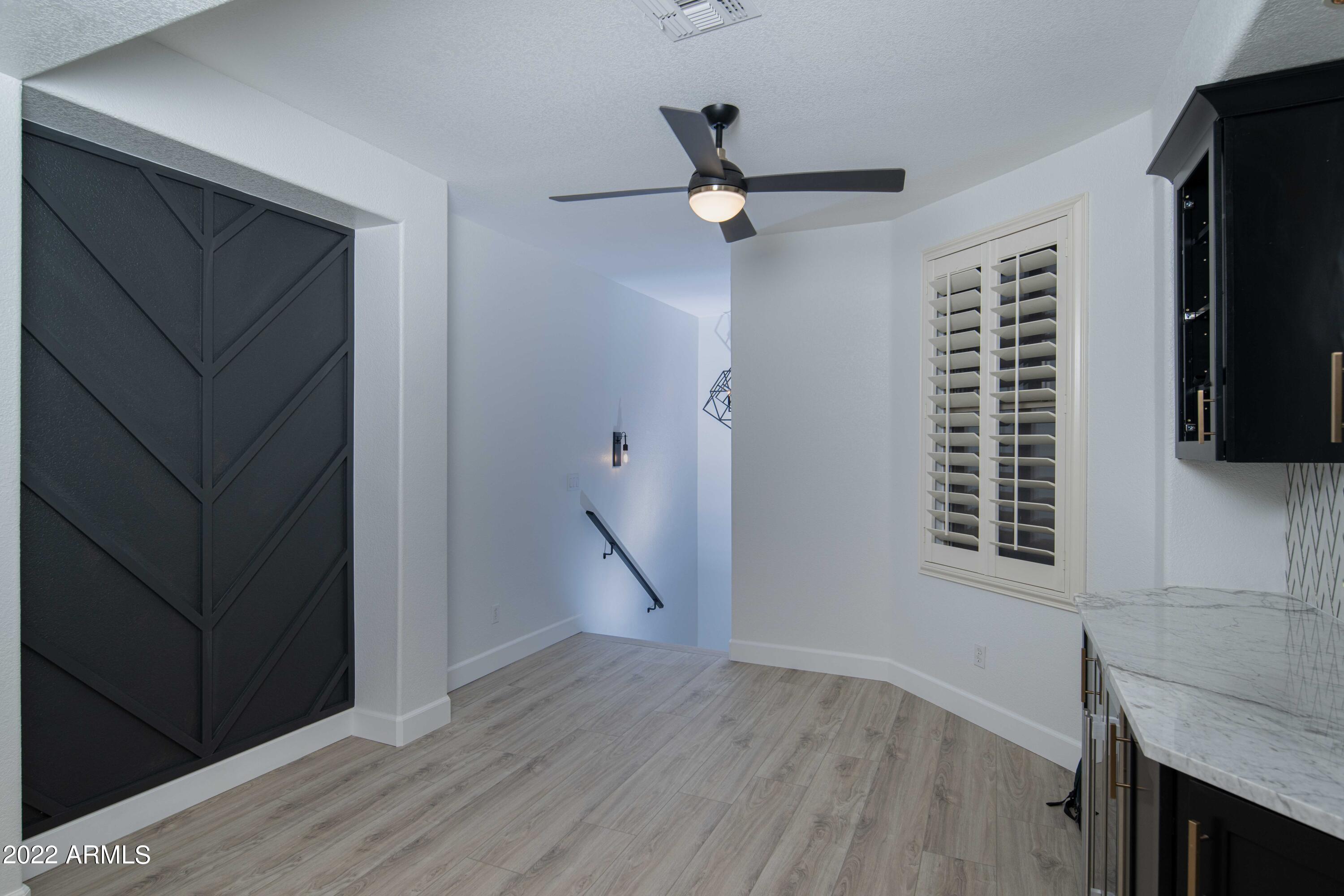 15221 N CLUBGATE Drive # 2023