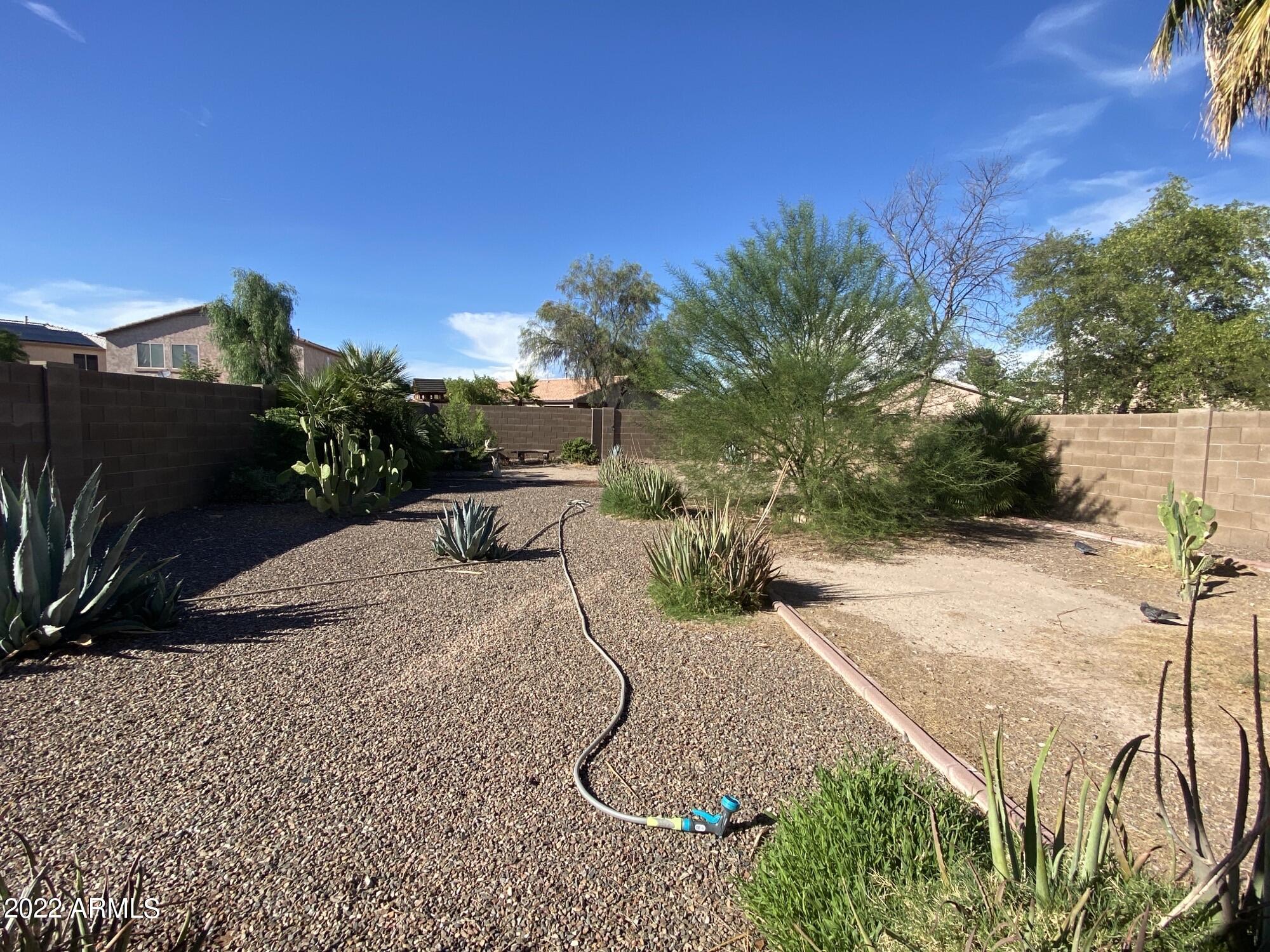 1174 E BLACKFOOT DAISY Drive