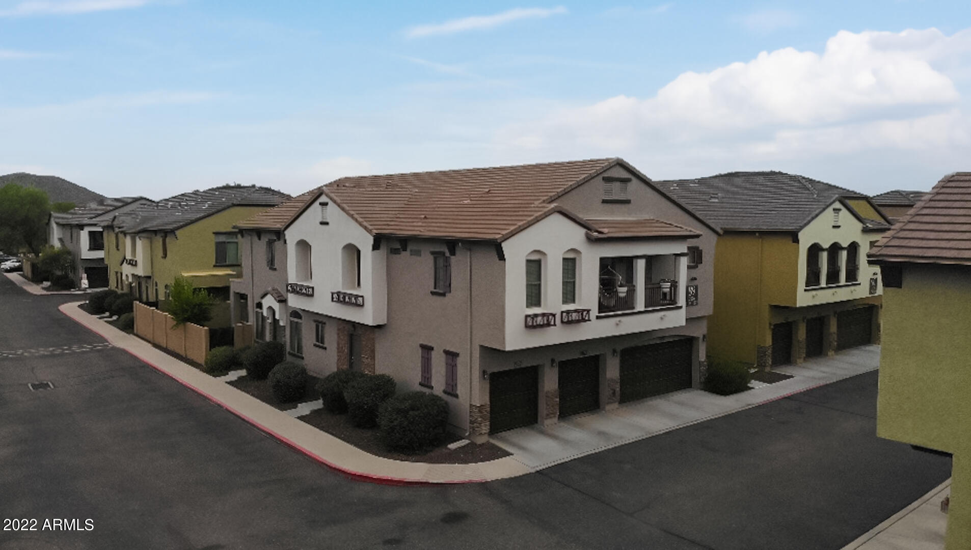 2725 E MINE CREEK Road # 1176