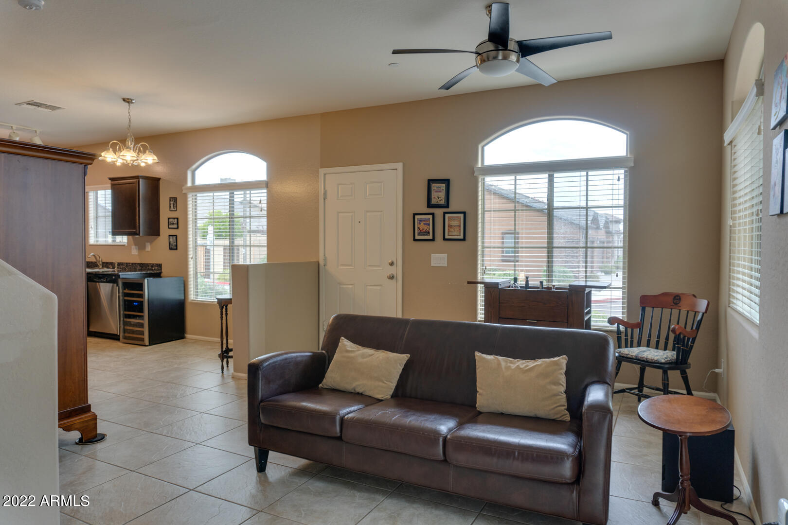 2725 E MINE CREEK Road # 1176