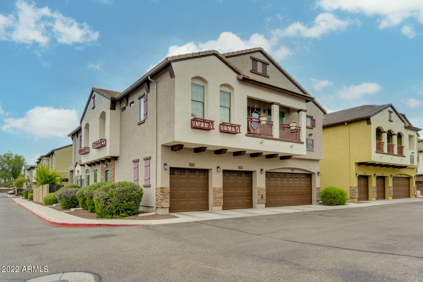 2725 E MINE CREEK Road # 1176