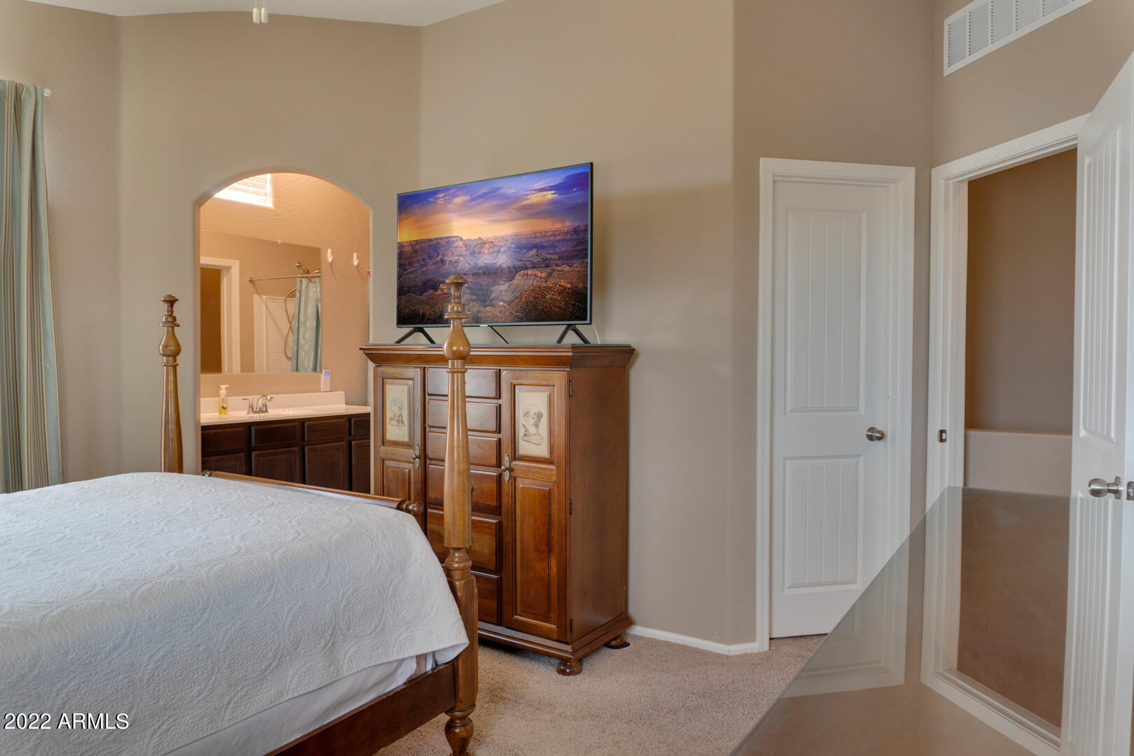 2725 E MINE CREEK Road # 1176