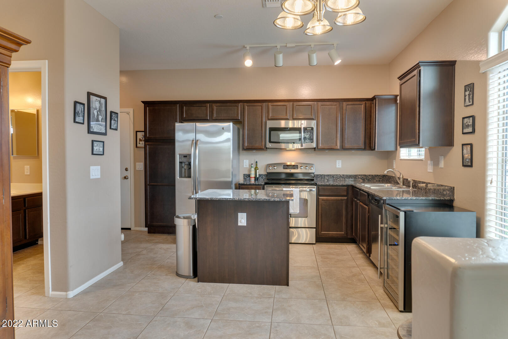 2725 E MINE CREEK Road # 1176