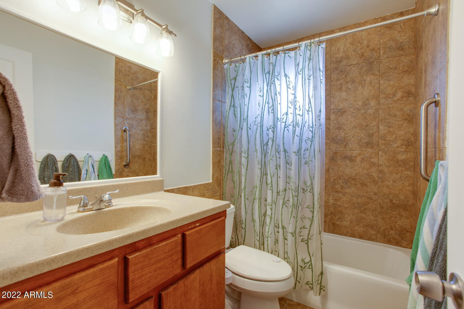 1453 W 6TH Place