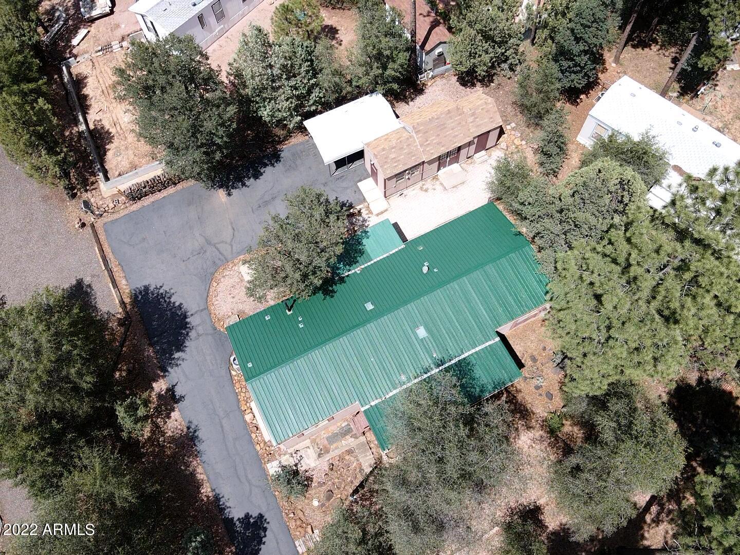 8240 W STRAWBERRY Drive