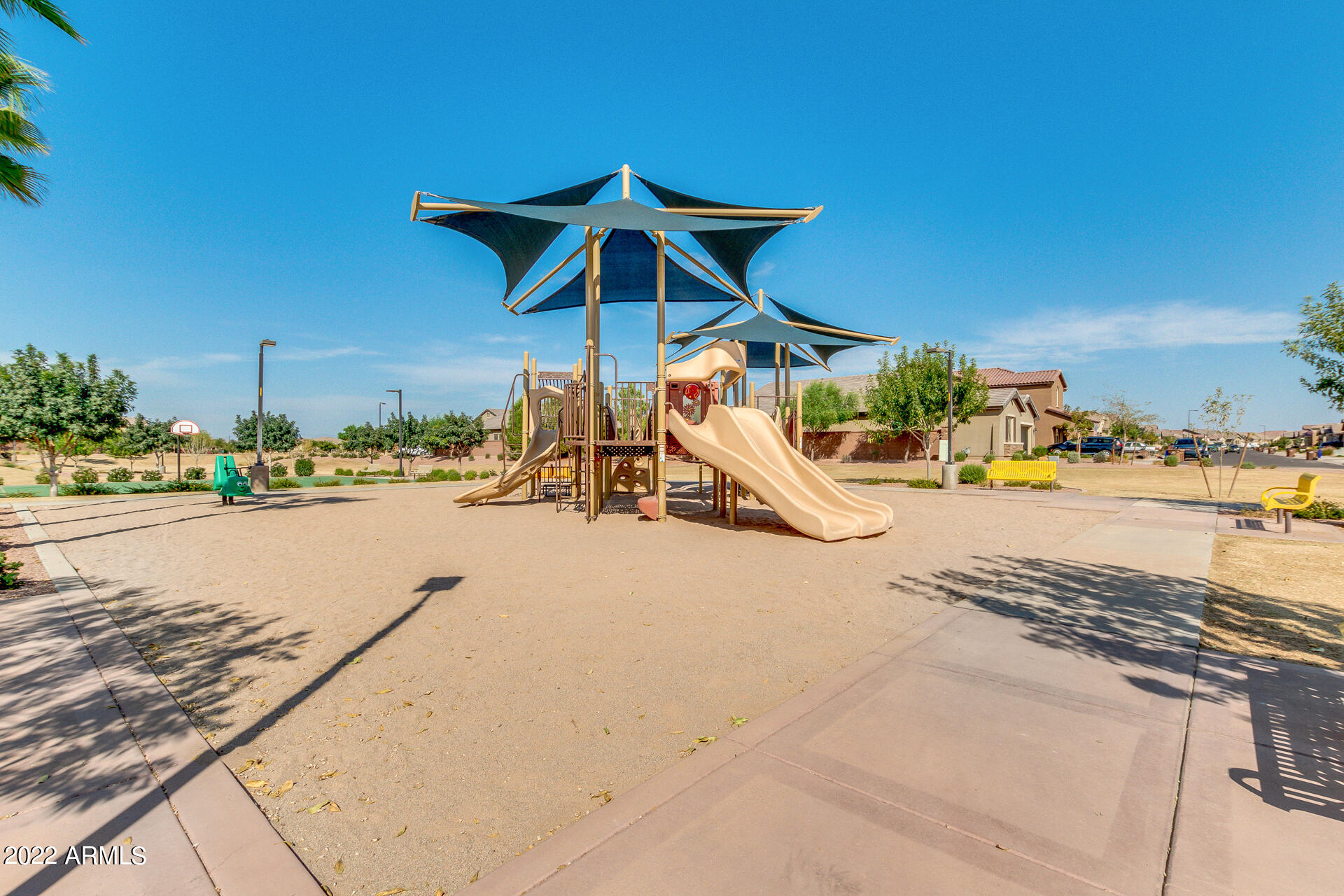 1008 W PAGODA Avenue