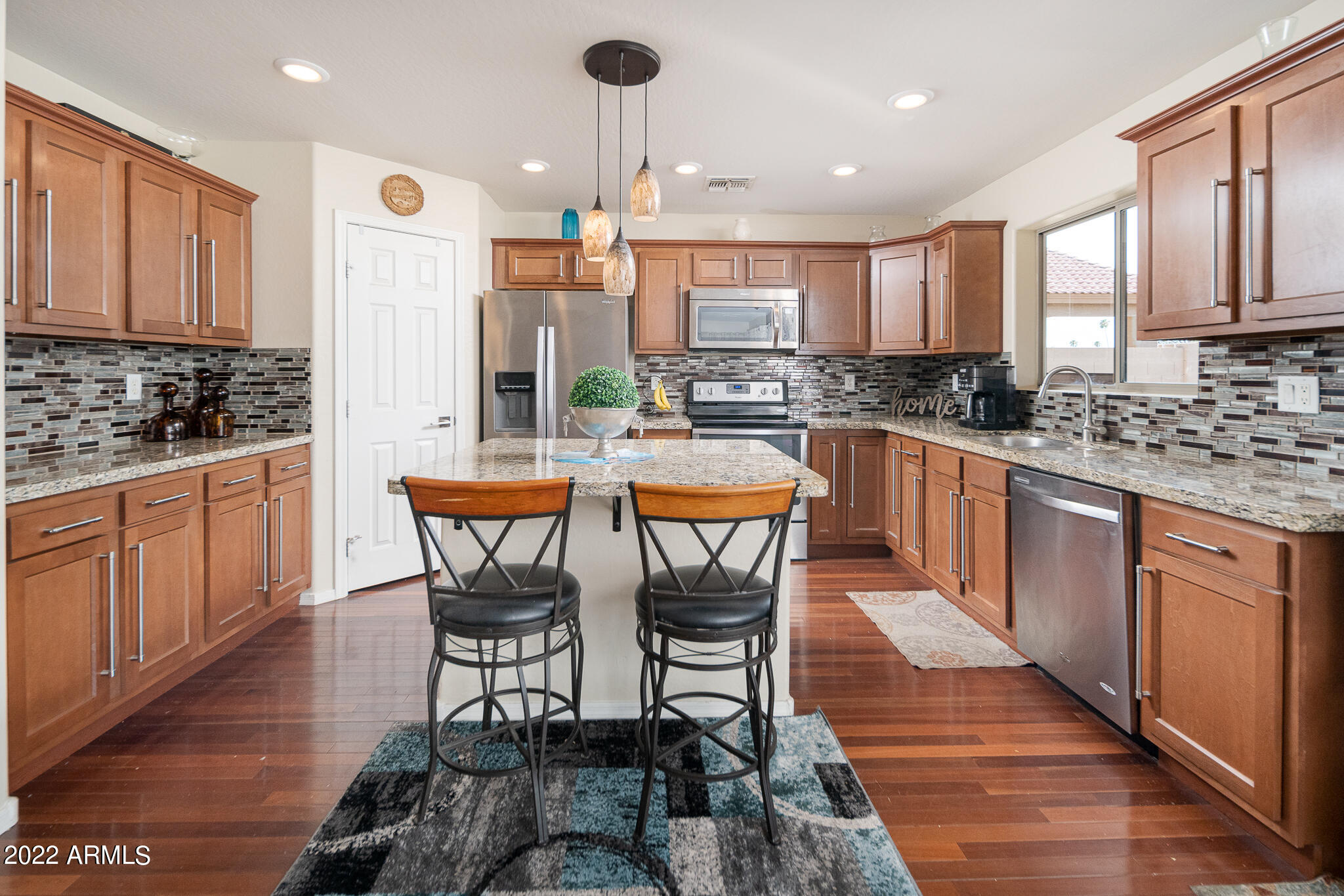 5816 S 16TH Drive