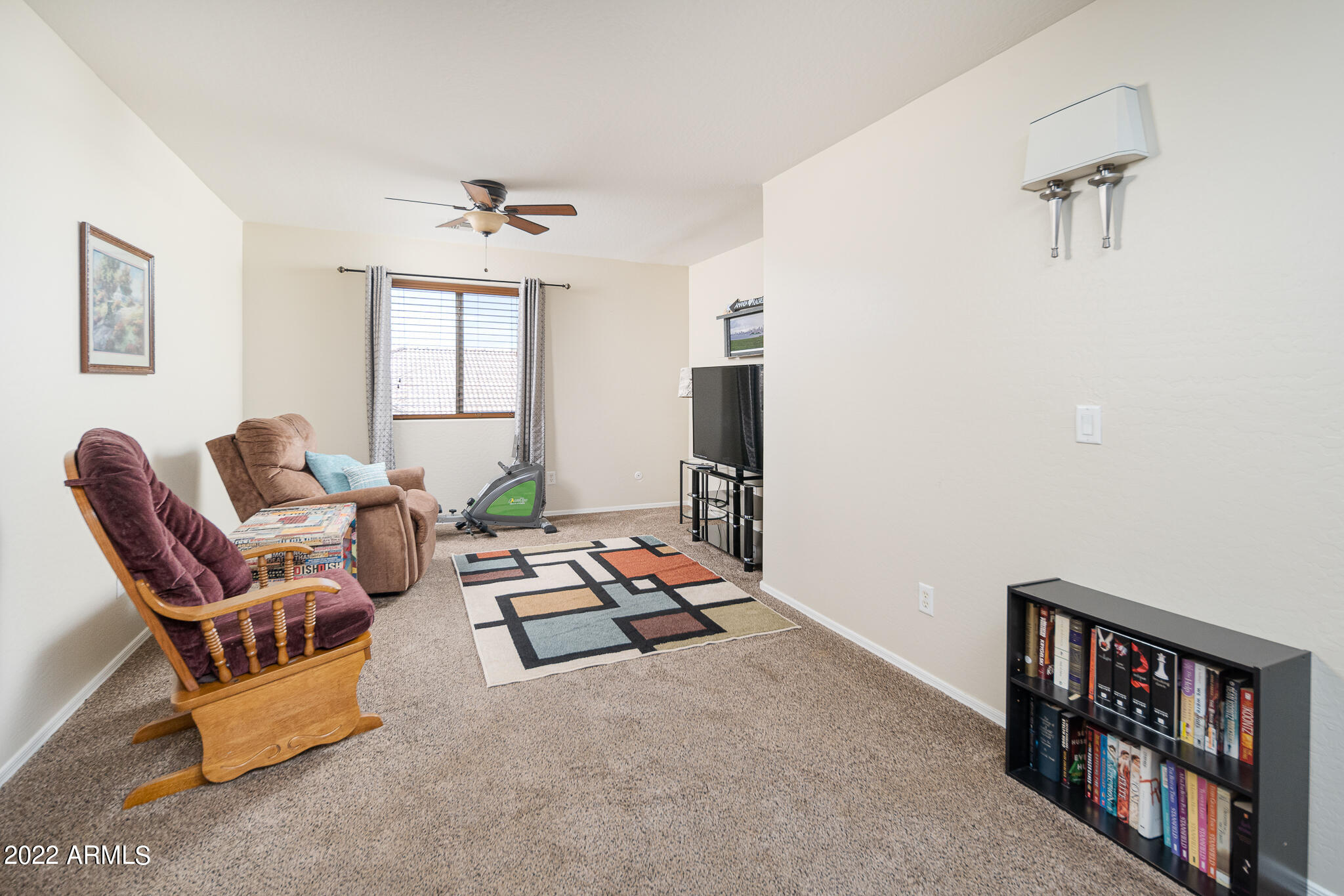 5816 S 16TH Drive