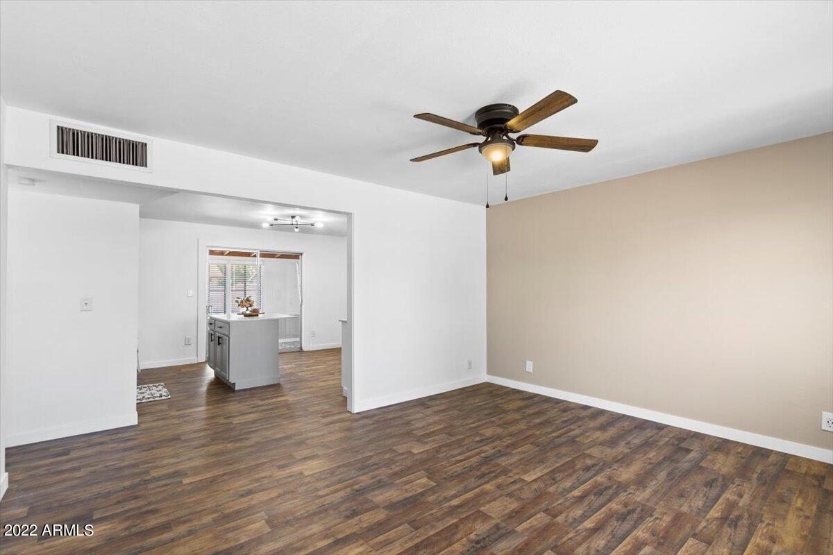 1603 W AUBURN Street