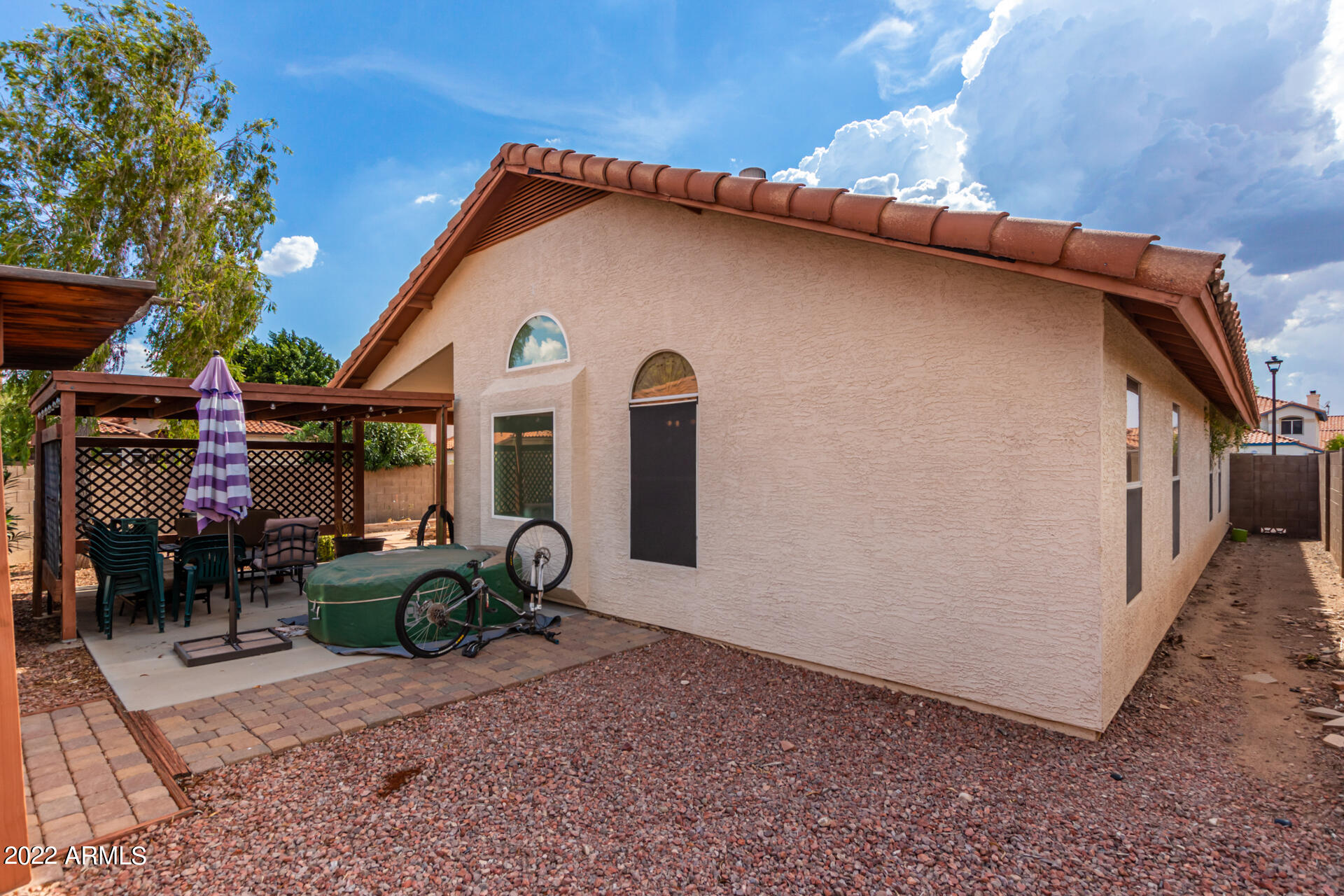 7540 W KERRY Lane