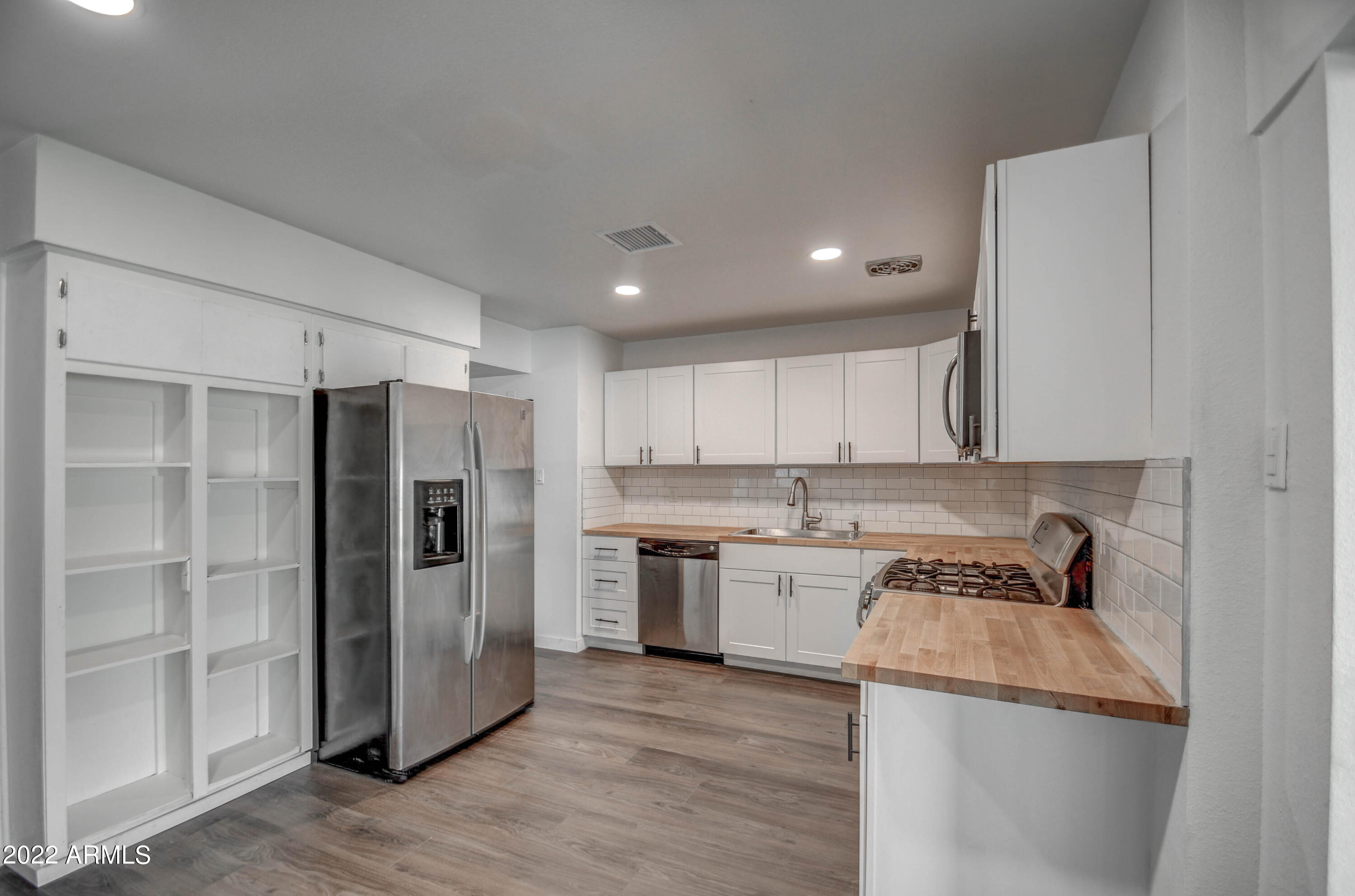 5708 W CHEERY LYNN Road