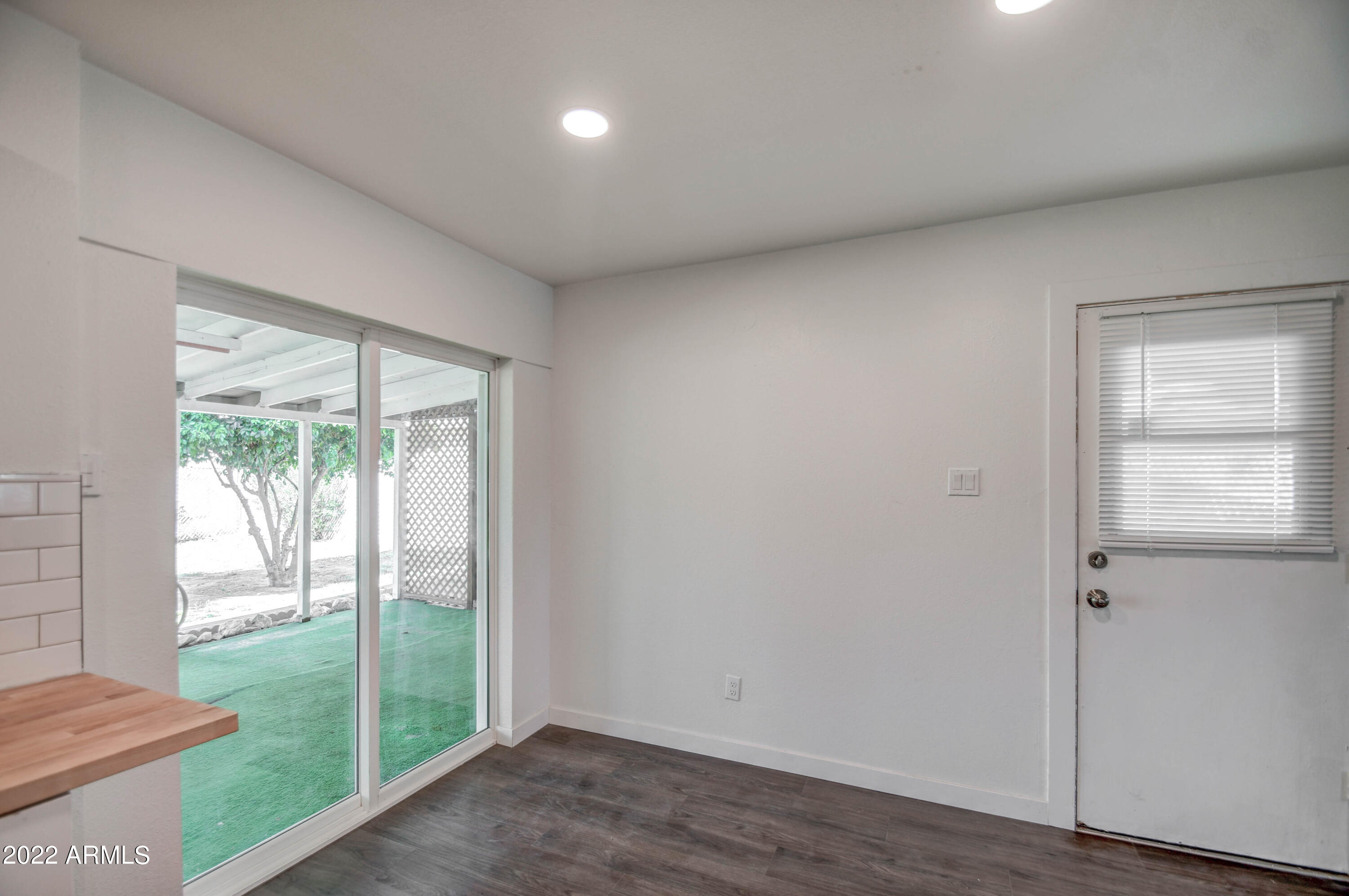 5708 W CHEERY LYNN Road