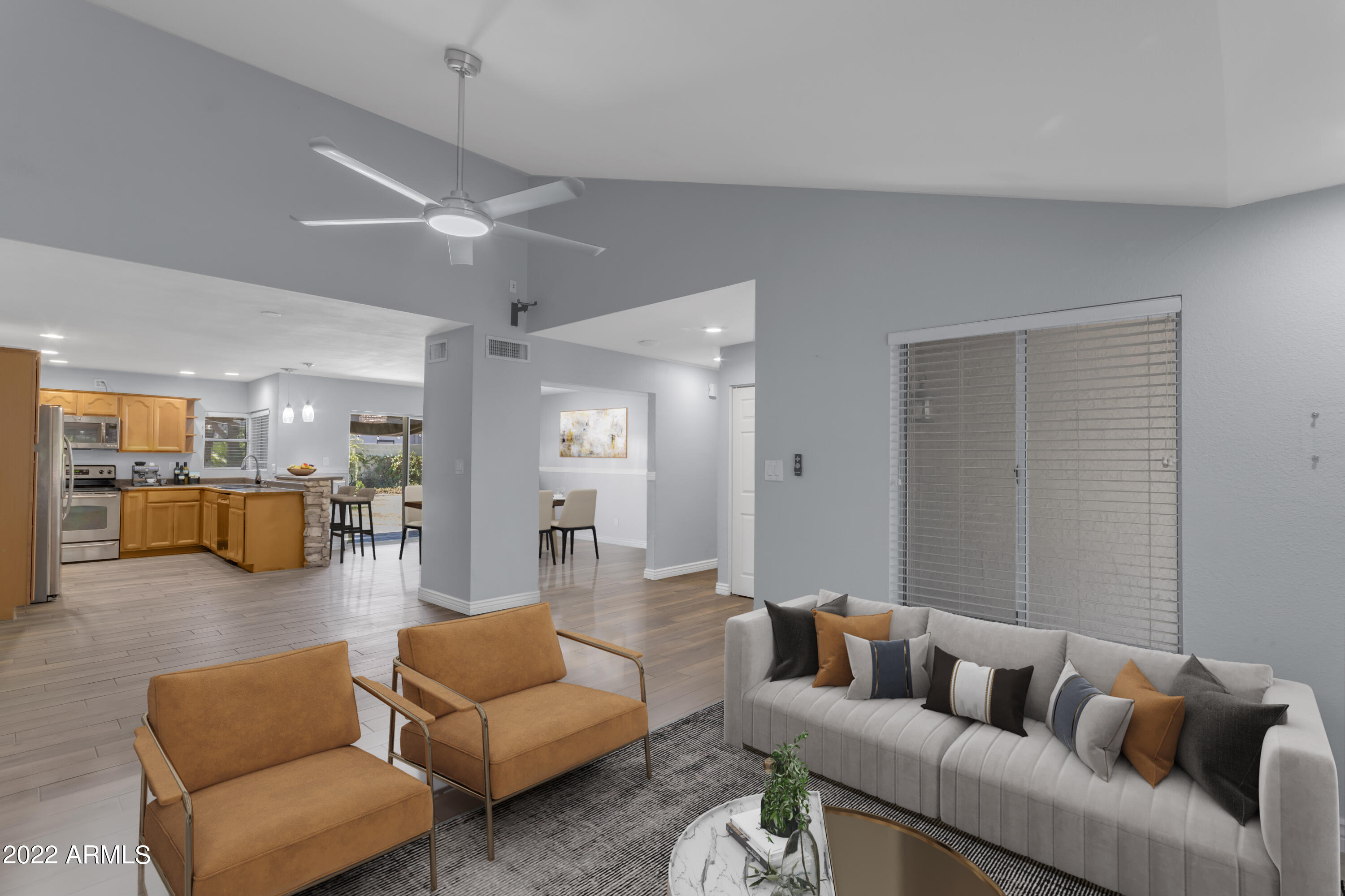 823 W JAVELINA Circle