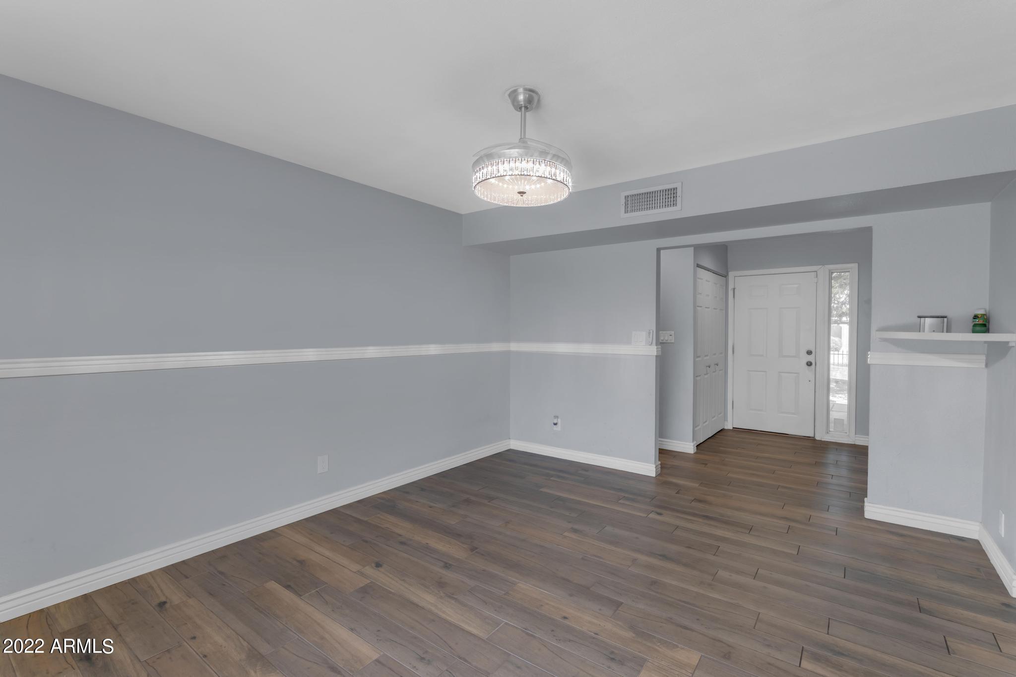 823 W JAVELINA Circle