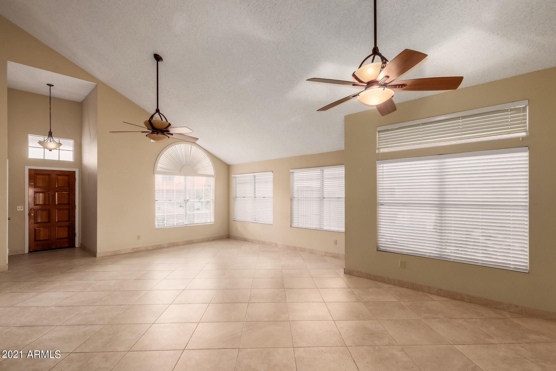 3233 E HIDDENVIEW Drive