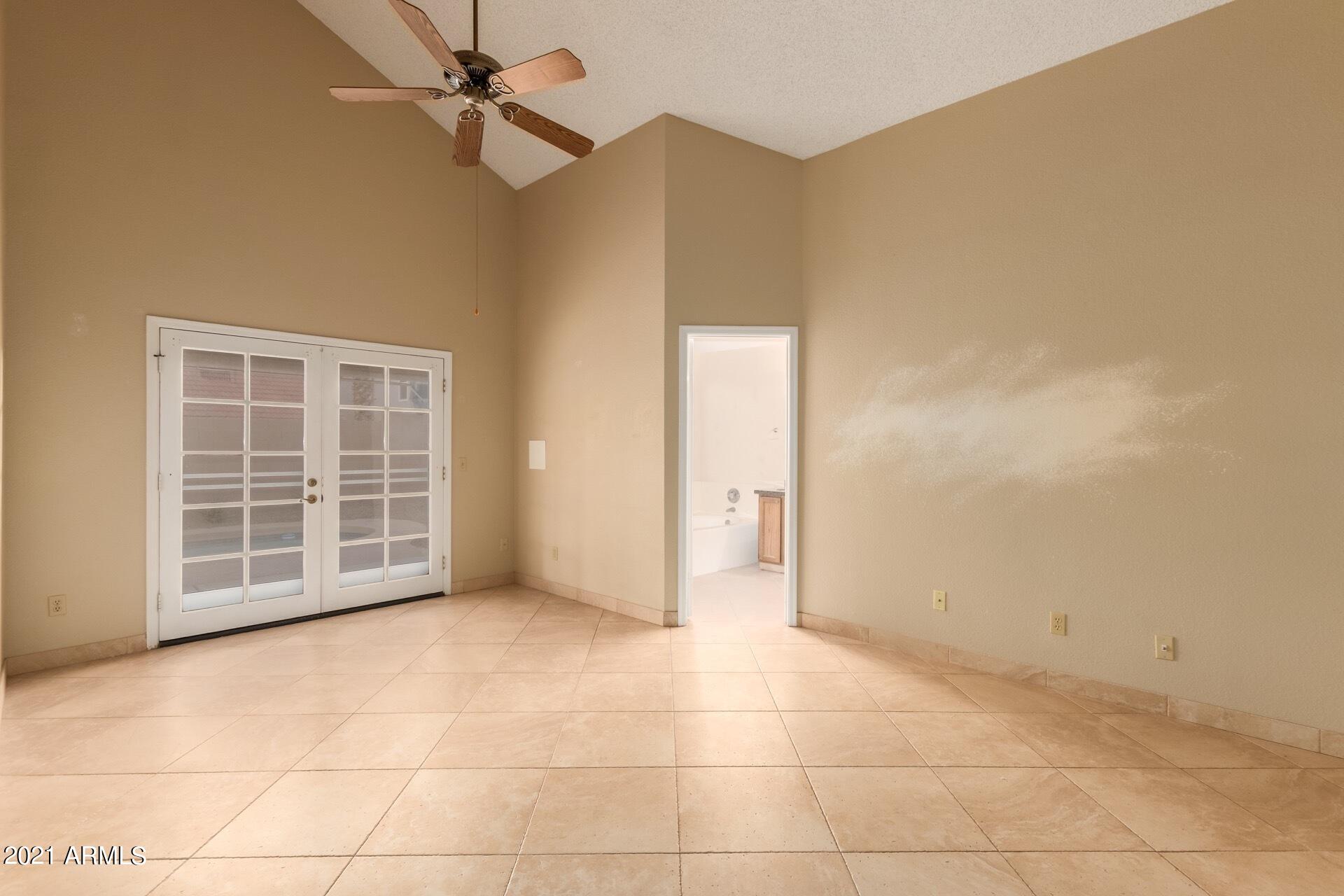 3233 E HIDDENVIEW Drive