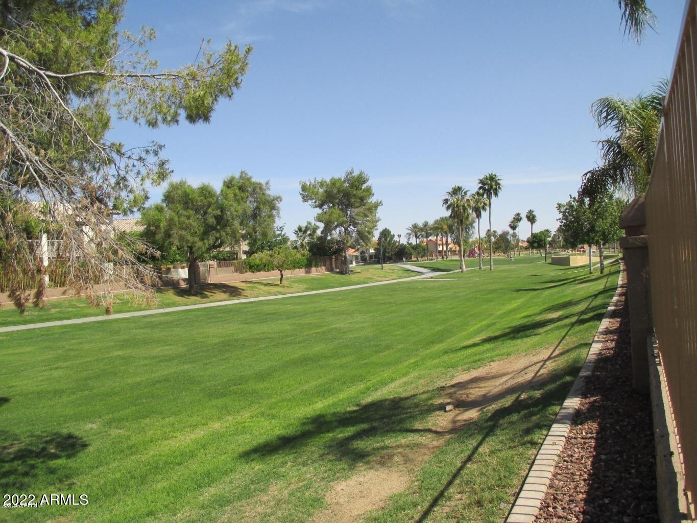 3233 E HIDDENVIEW Drive