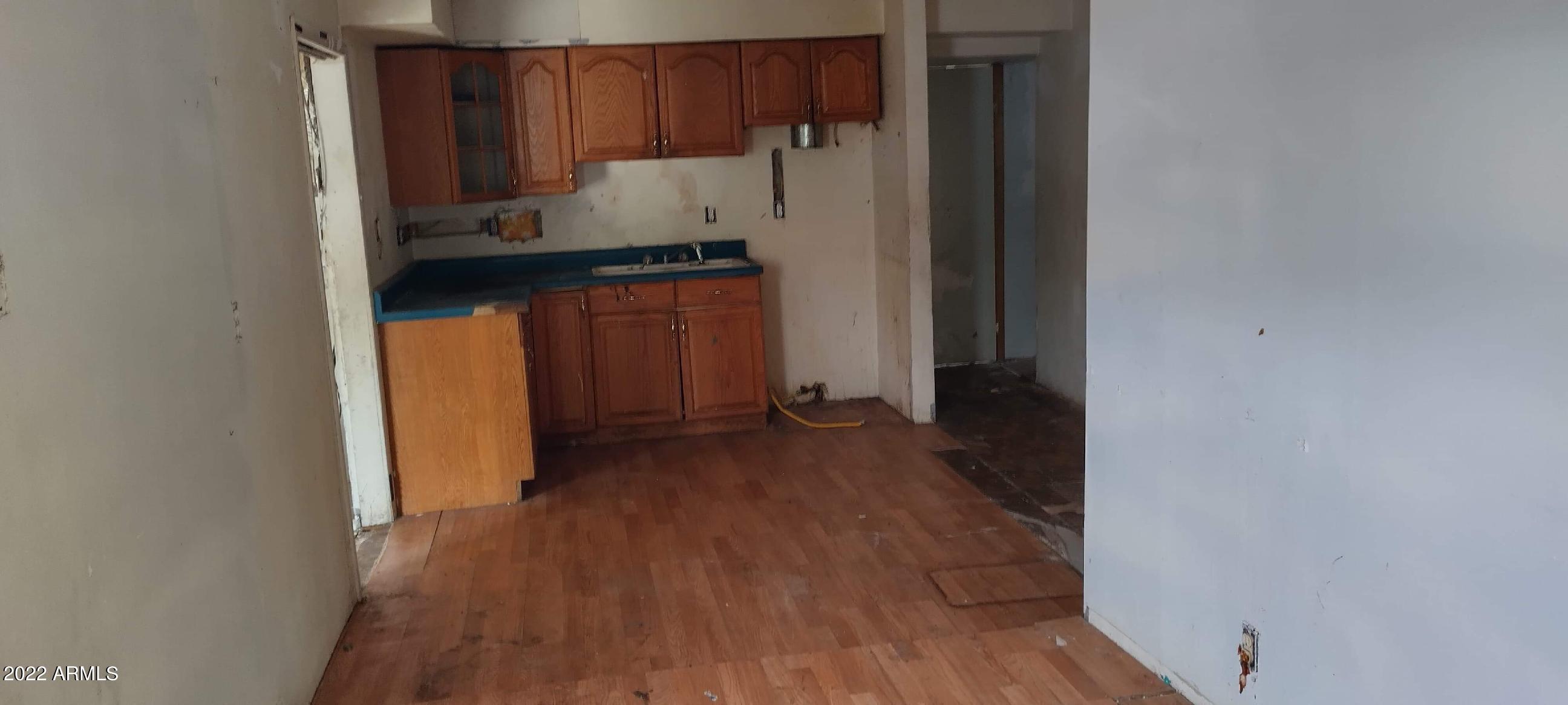 5354 E YUMA Trail