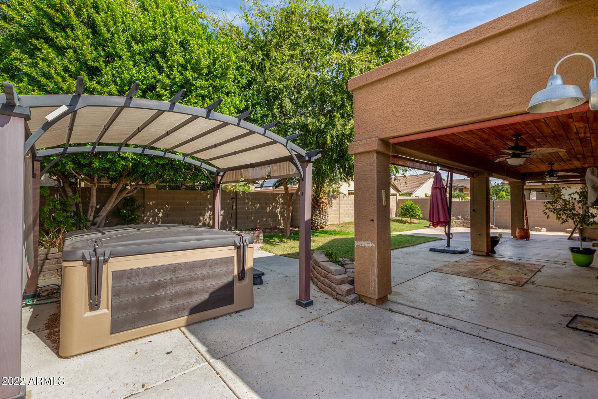 13766 W CROCUS Drive