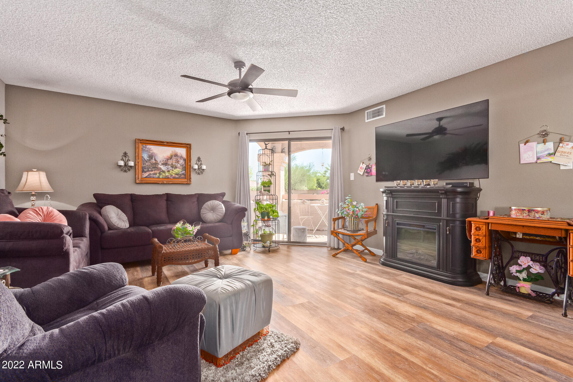 9151 W GREENWAY Road # 111