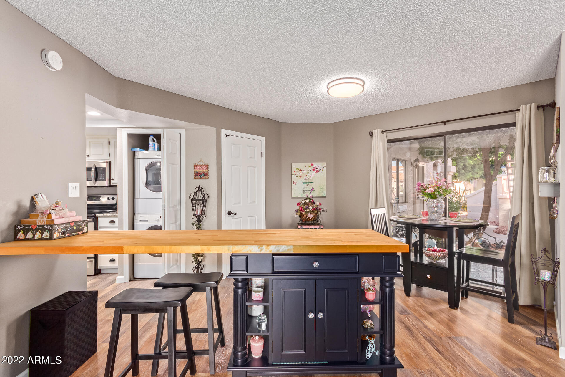 9151 W GREENWAY Road # 111