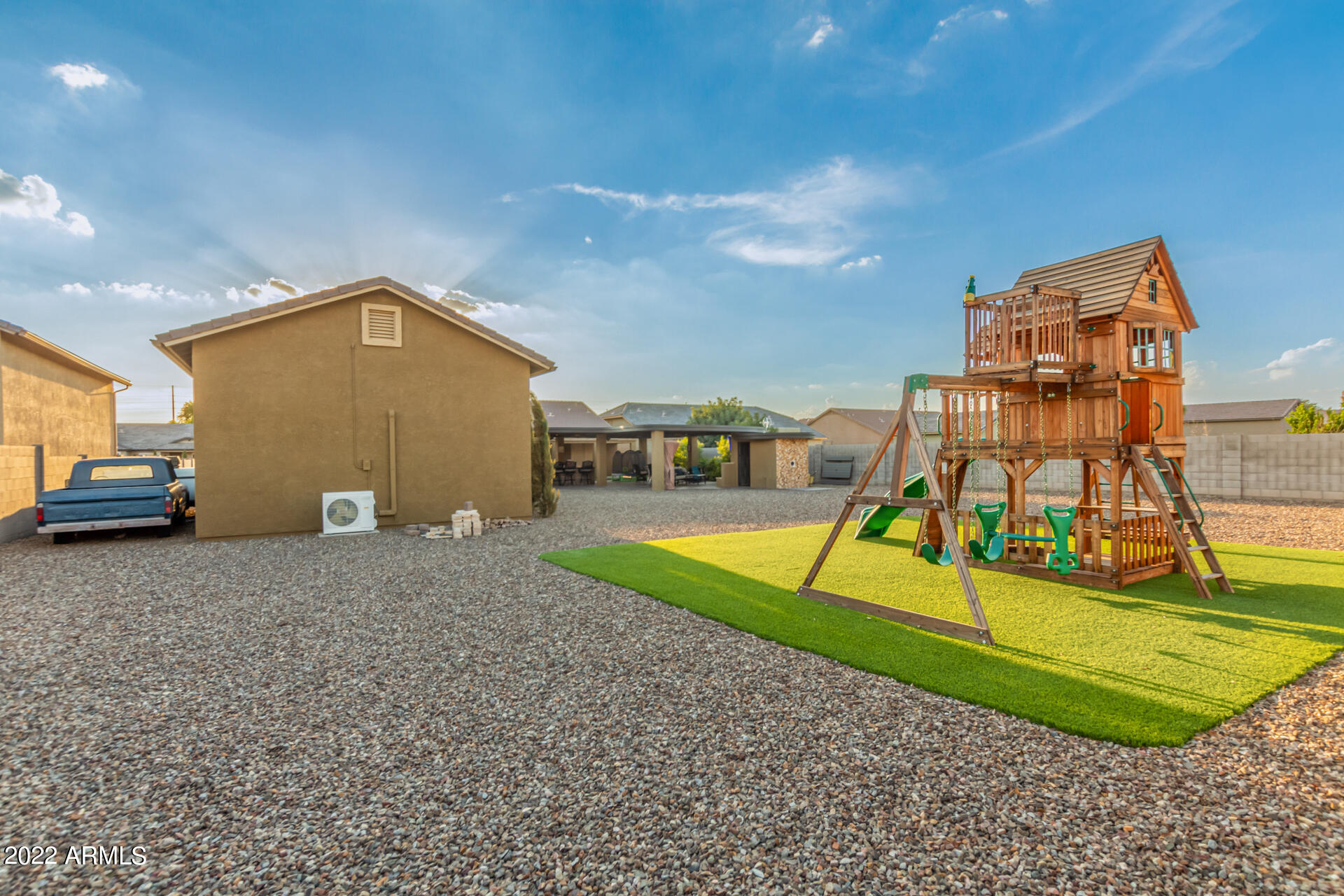 39613 N OXFORD Way