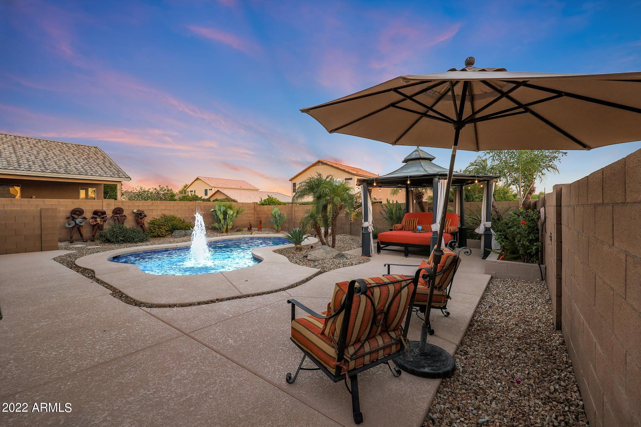 6819 W BRONCO Trail