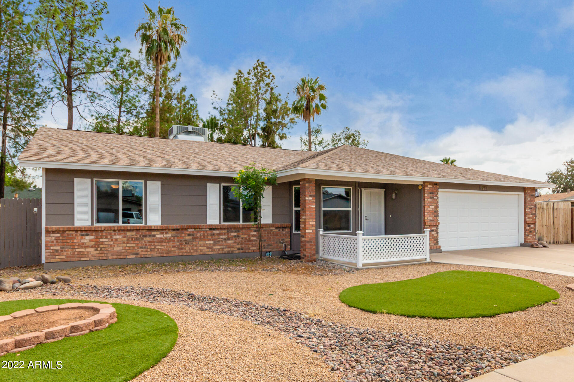 237 E DESERT Lane