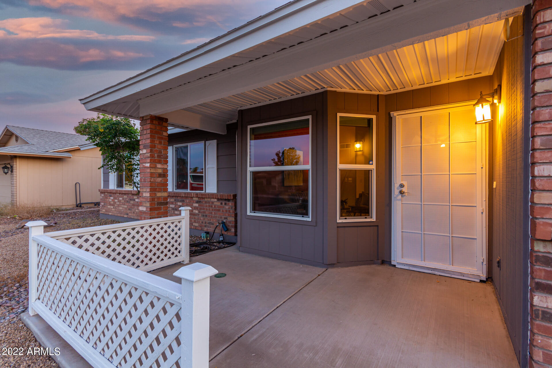 237 E DESERT Lane