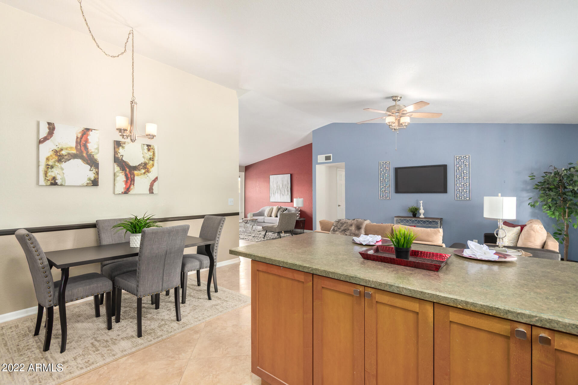 237 E DESERT Lane