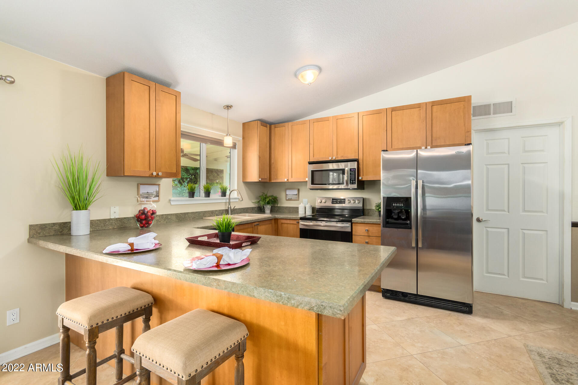 237 E DESERT Lane